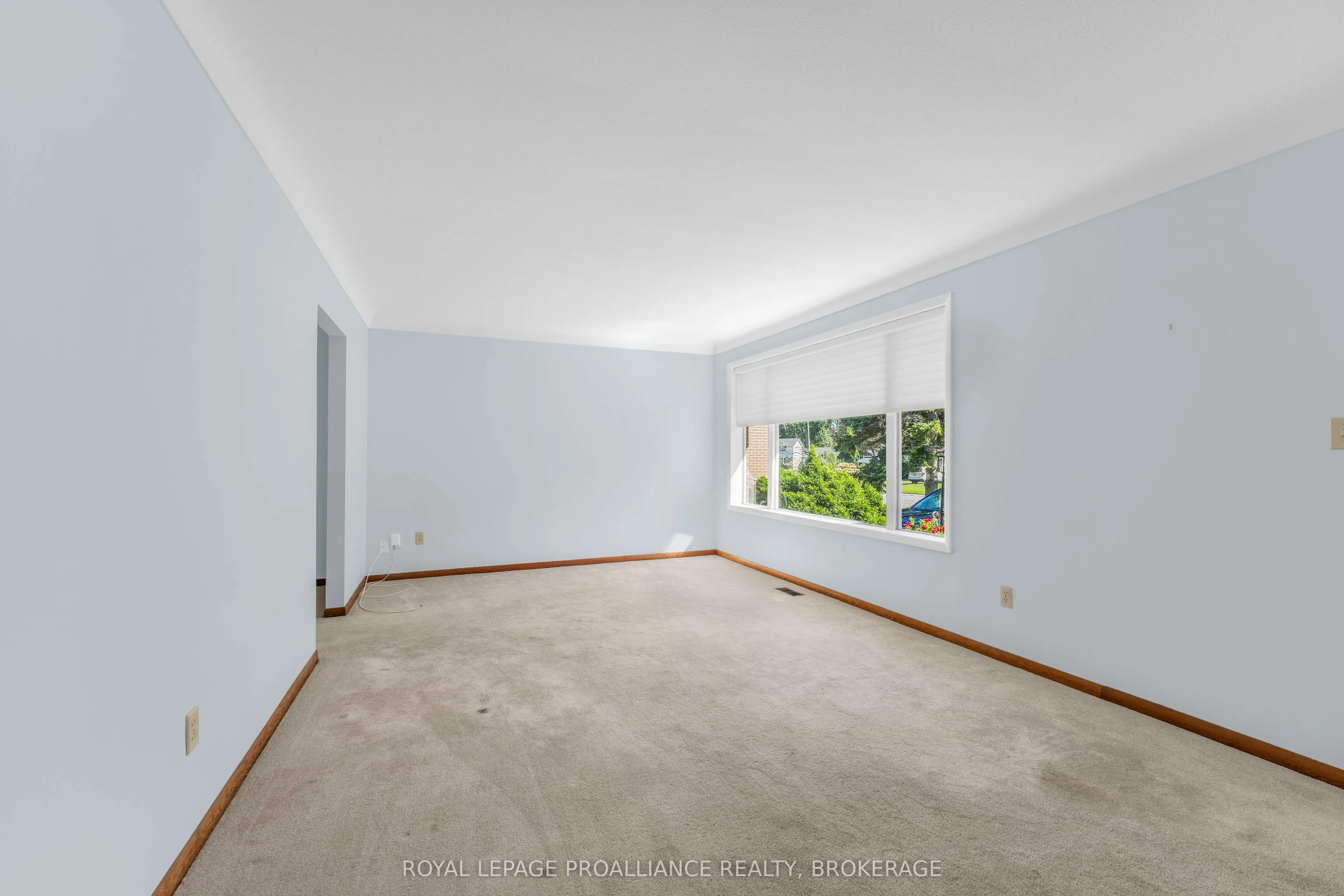 421 Windward Place