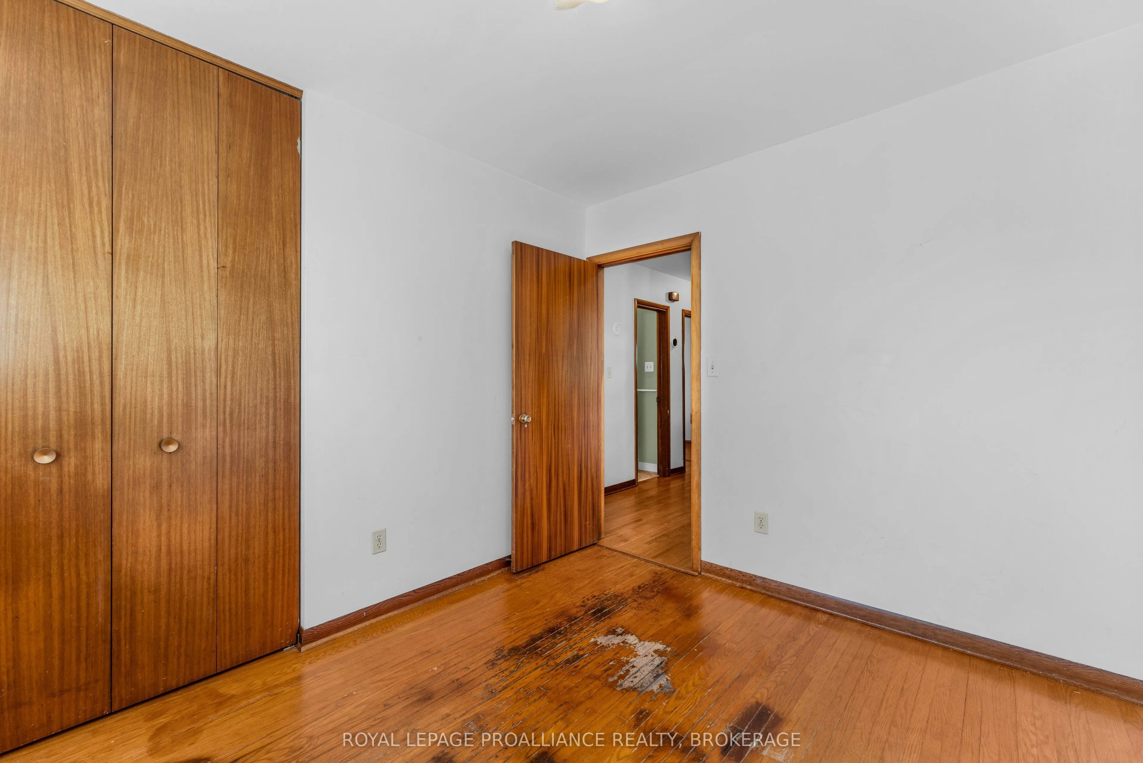 421 Windward Place