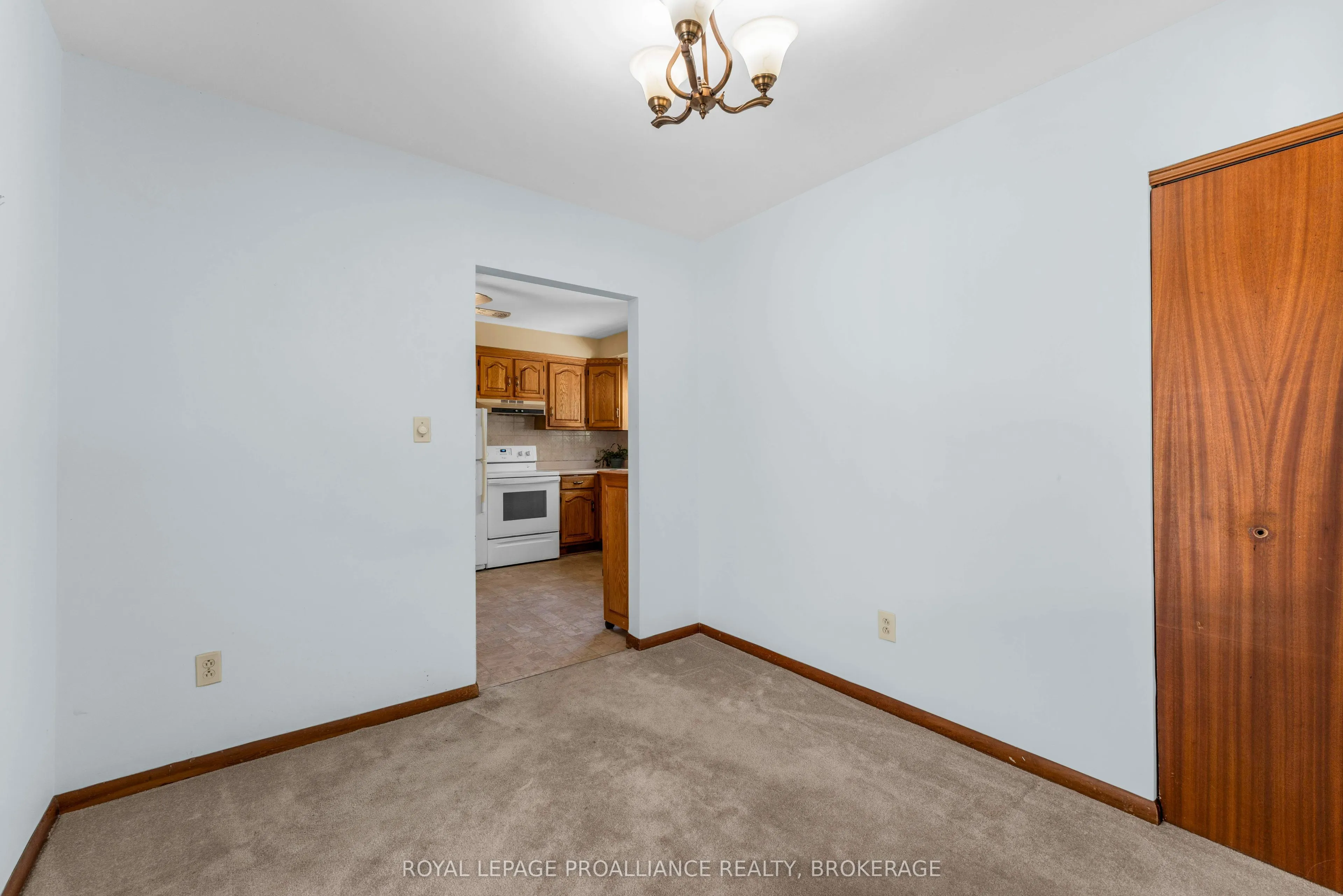 421 Windward Place