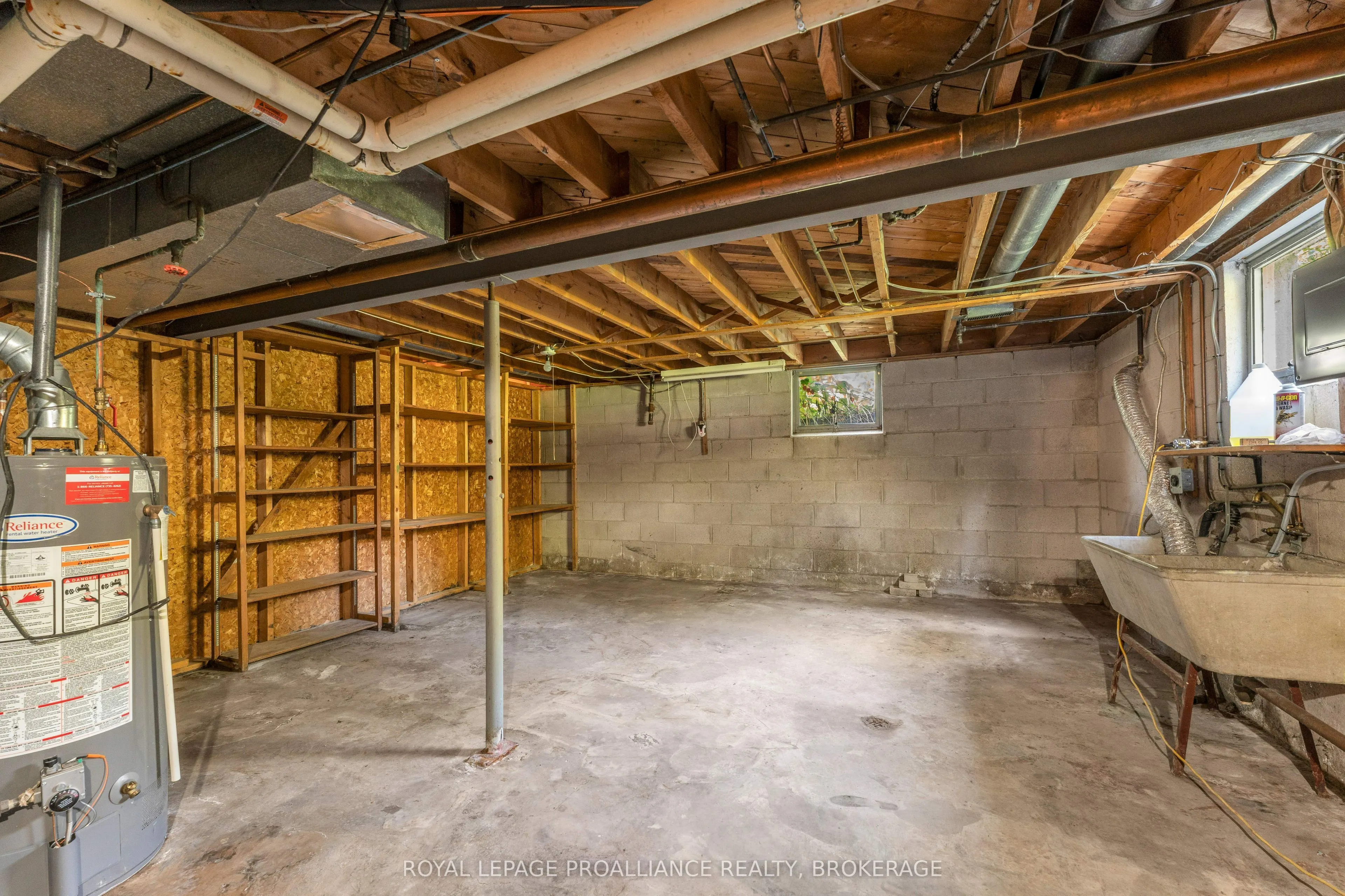 421 Windward Place