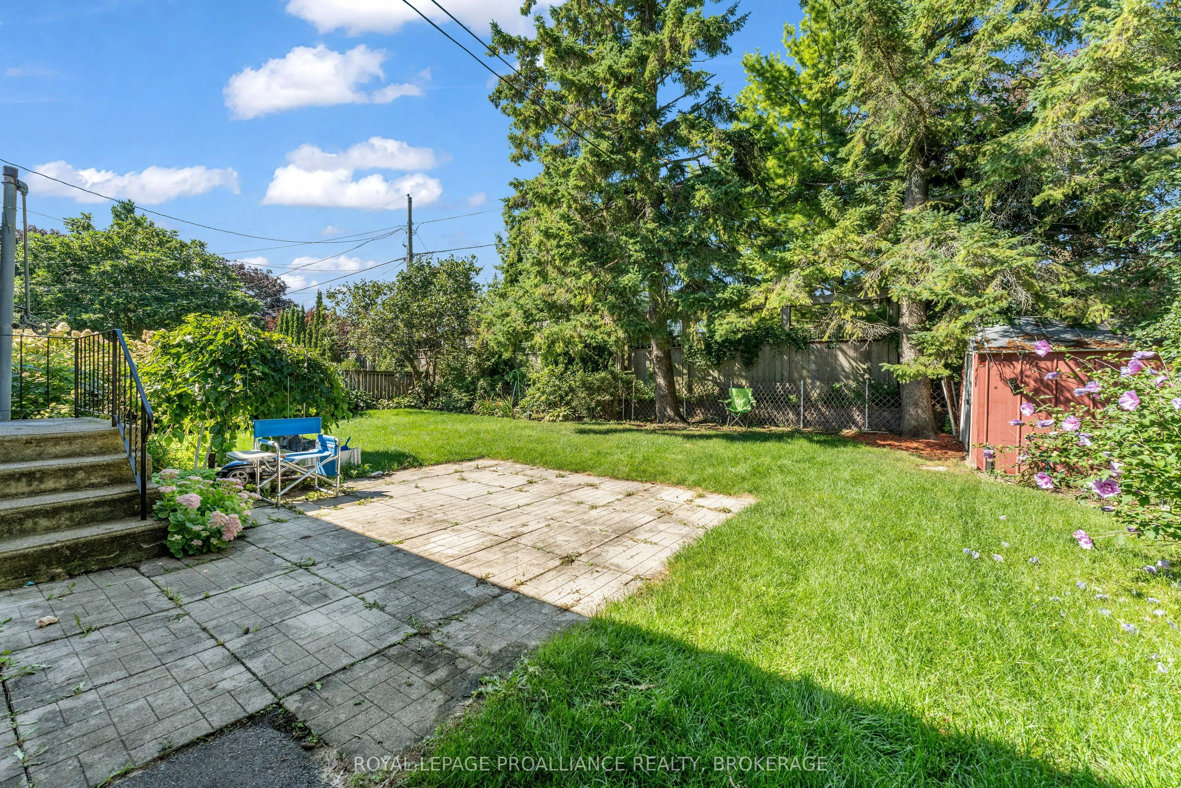 421 Windward Place