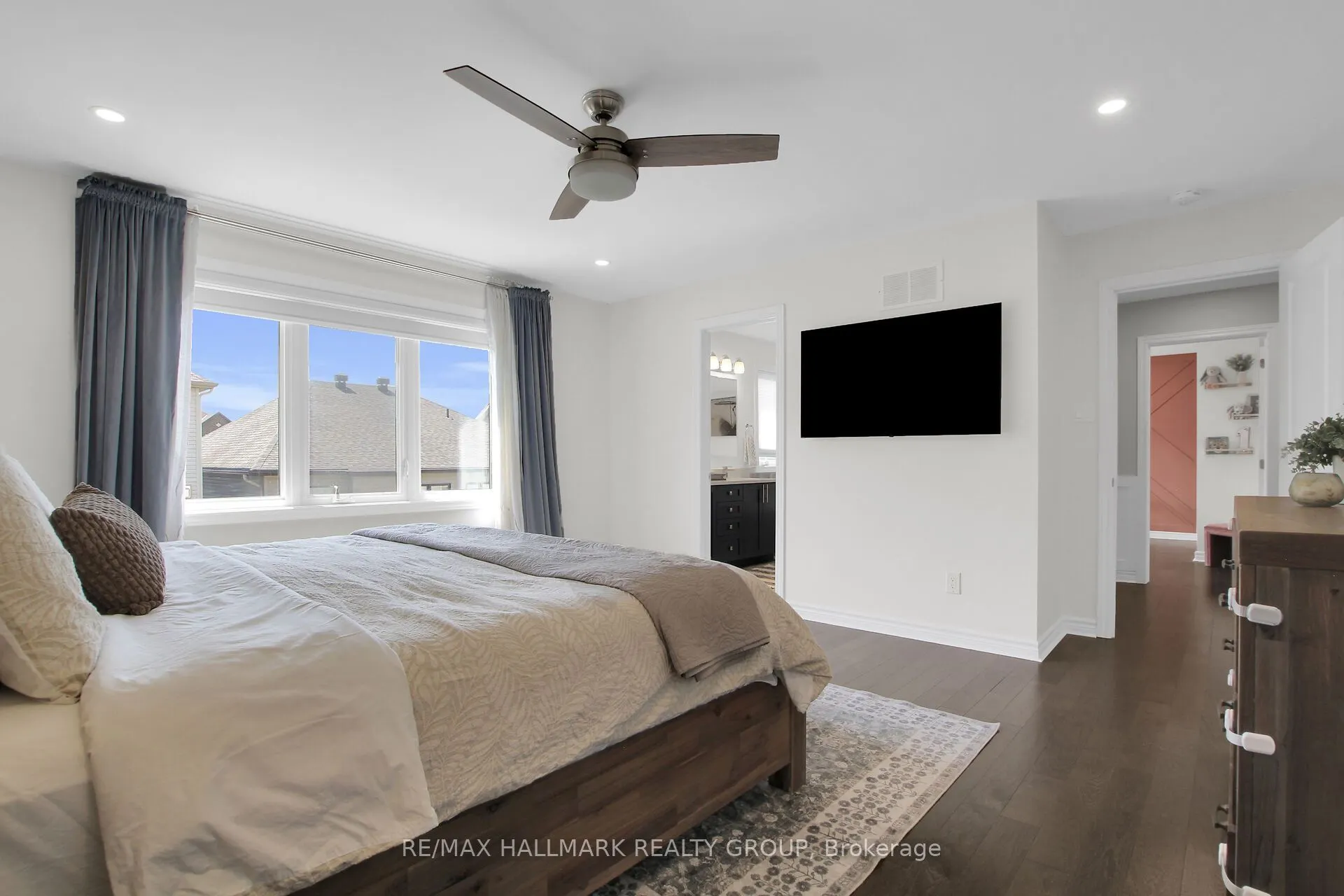 636 Eagle Crest Heights