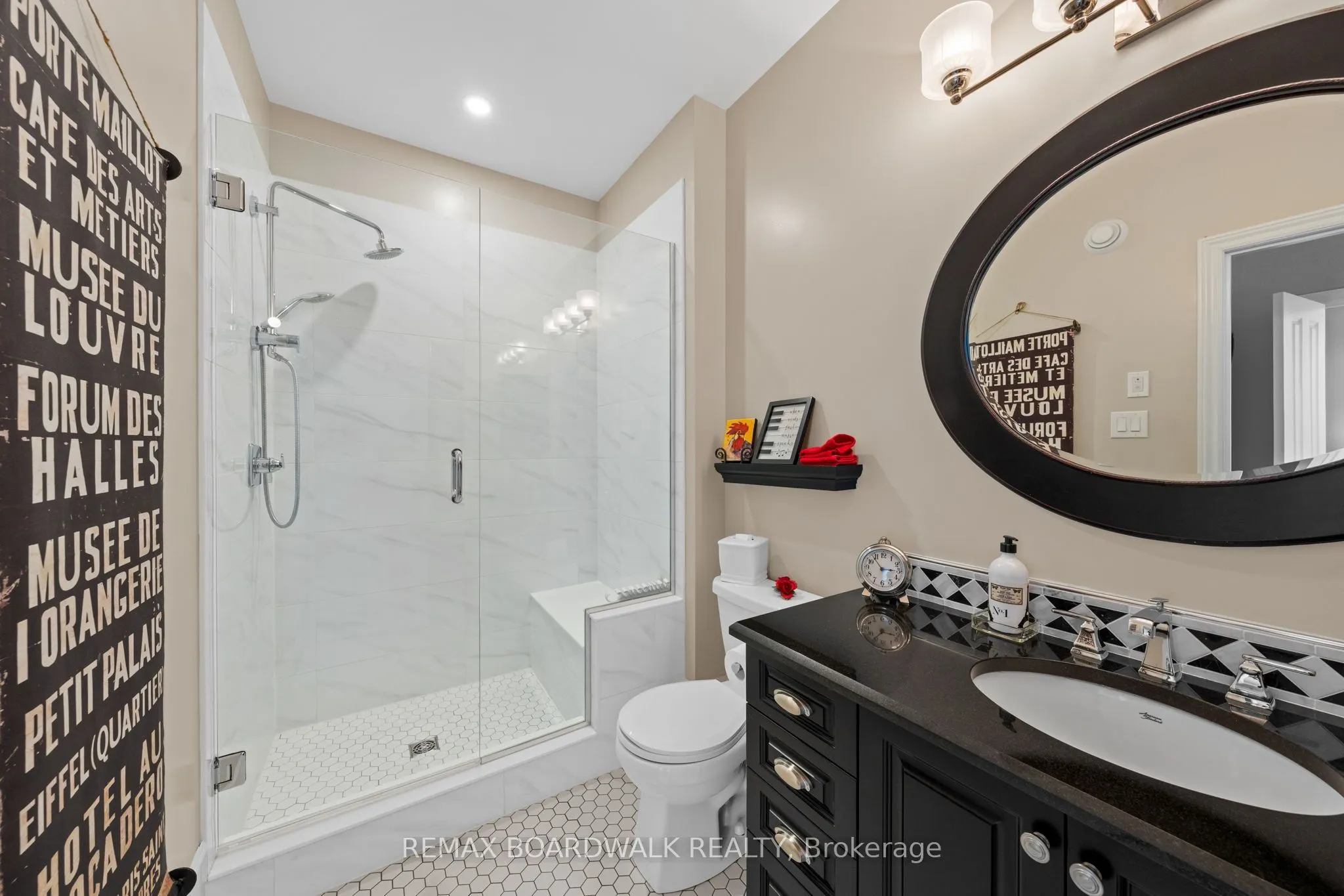147 Oxford Street W