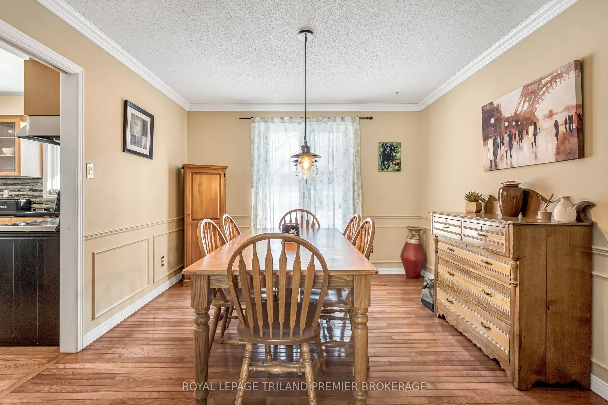 31 Foxcroft Crescent