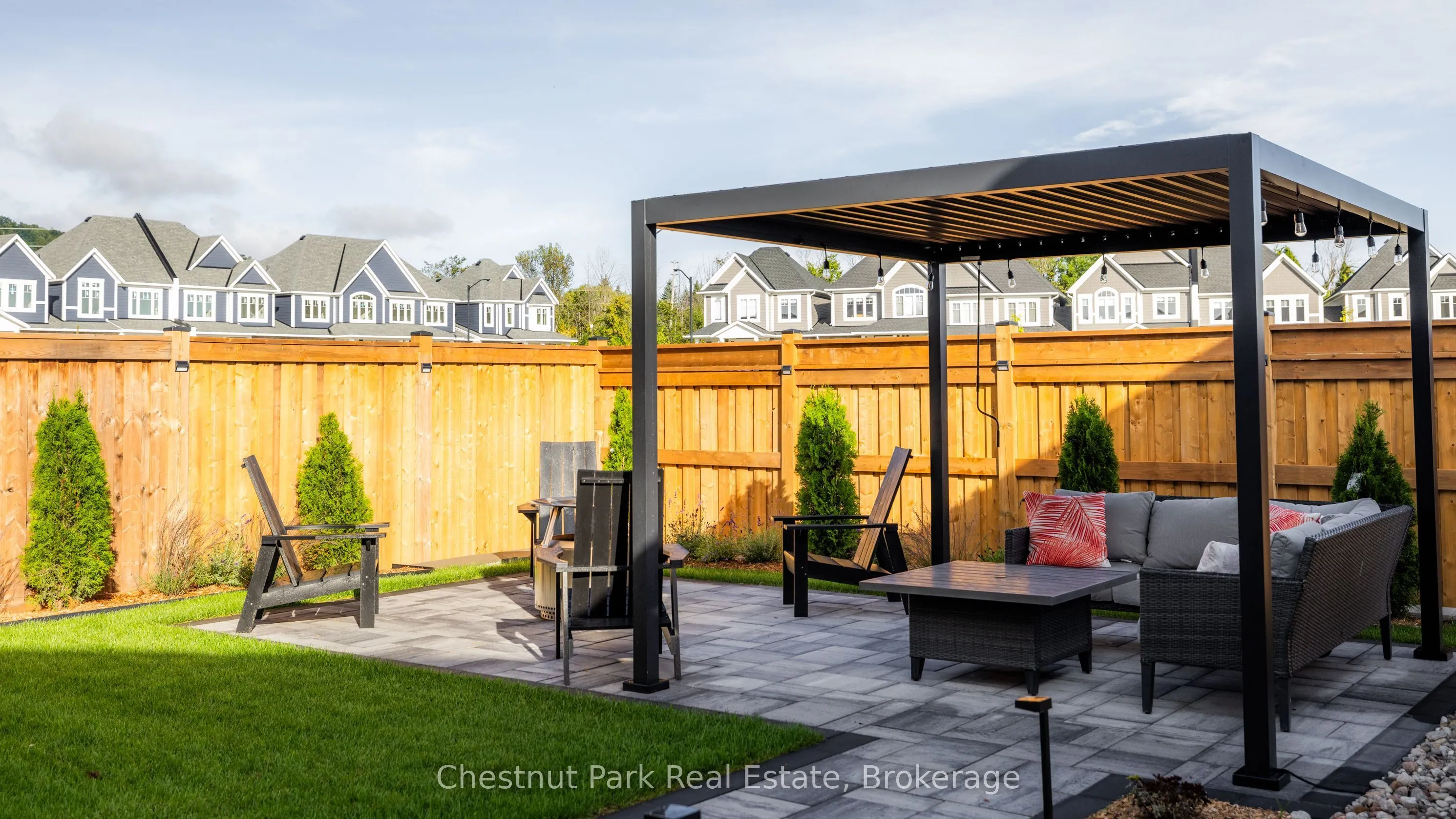 144 Black Willow Crescent