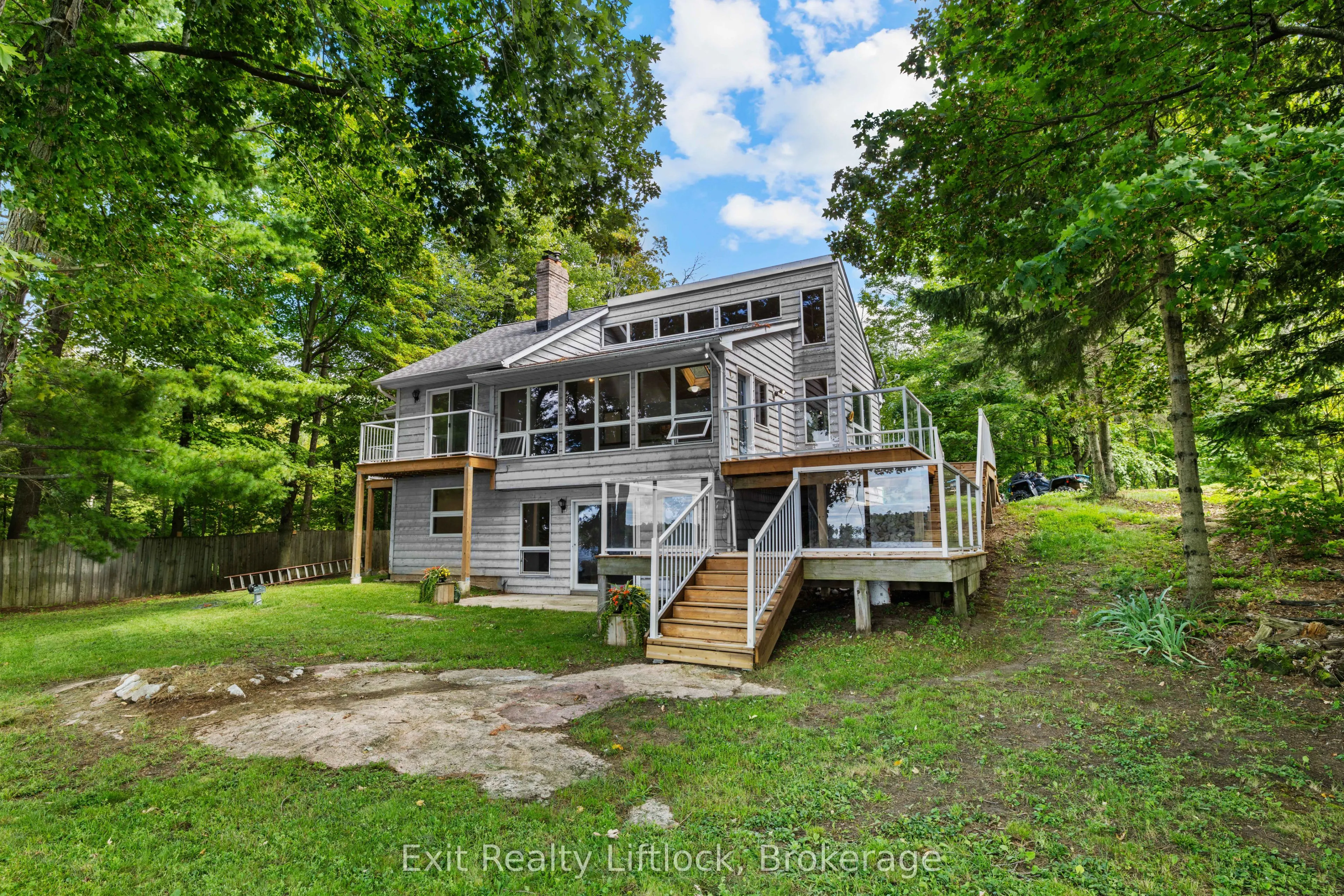 3262 Buckhorn Lane