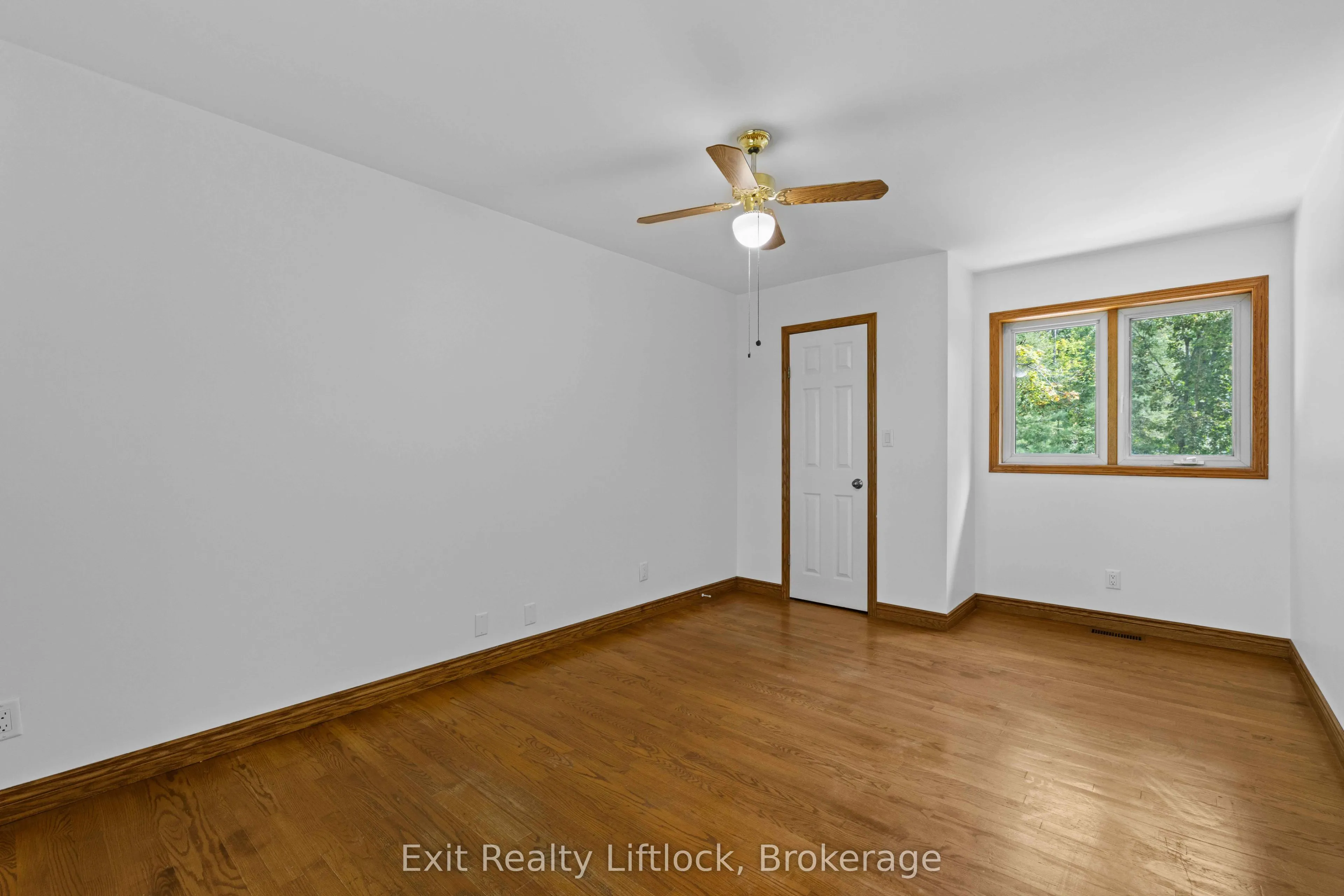 3262 Buckhorn Lane