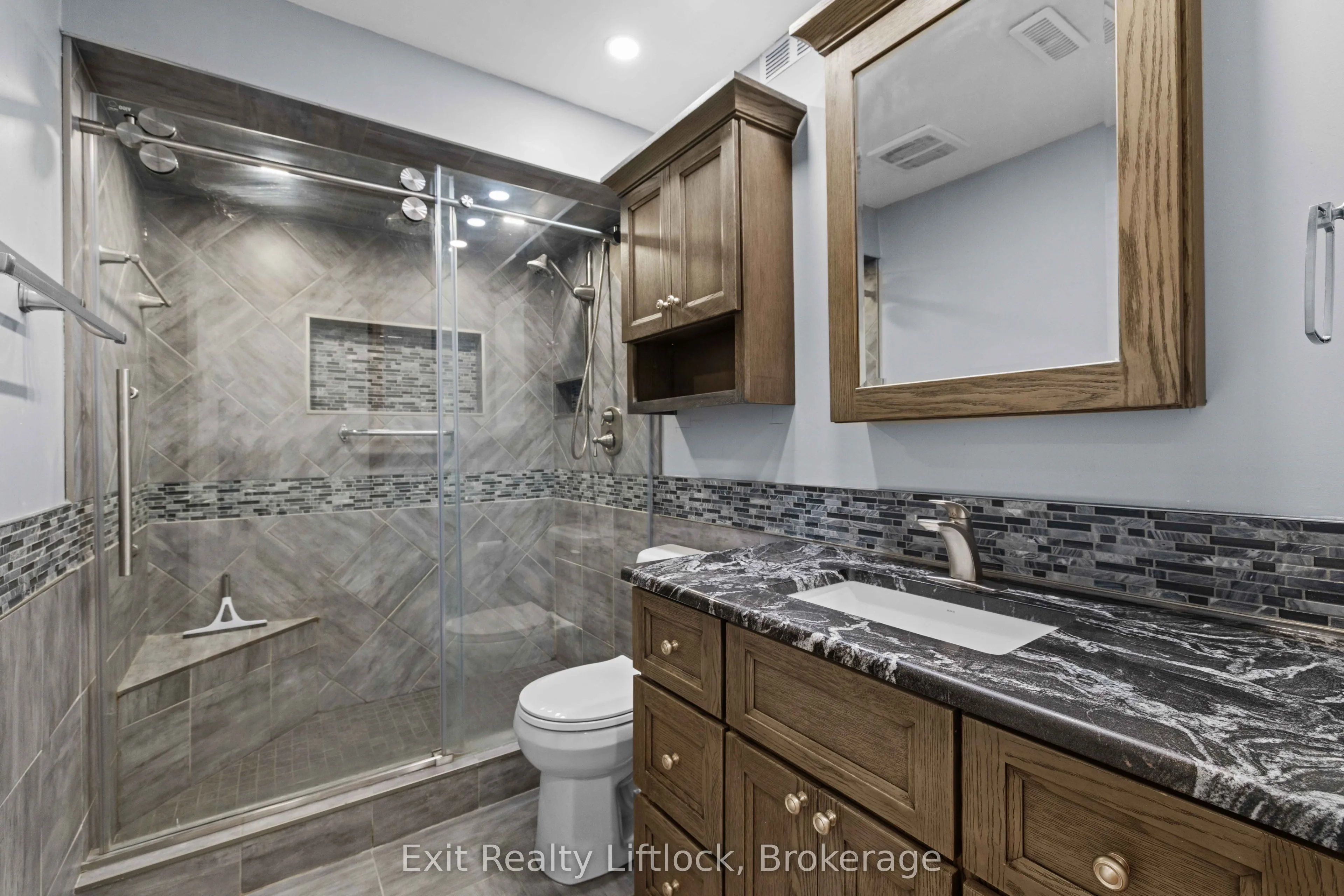3262 Buckhorn Lane