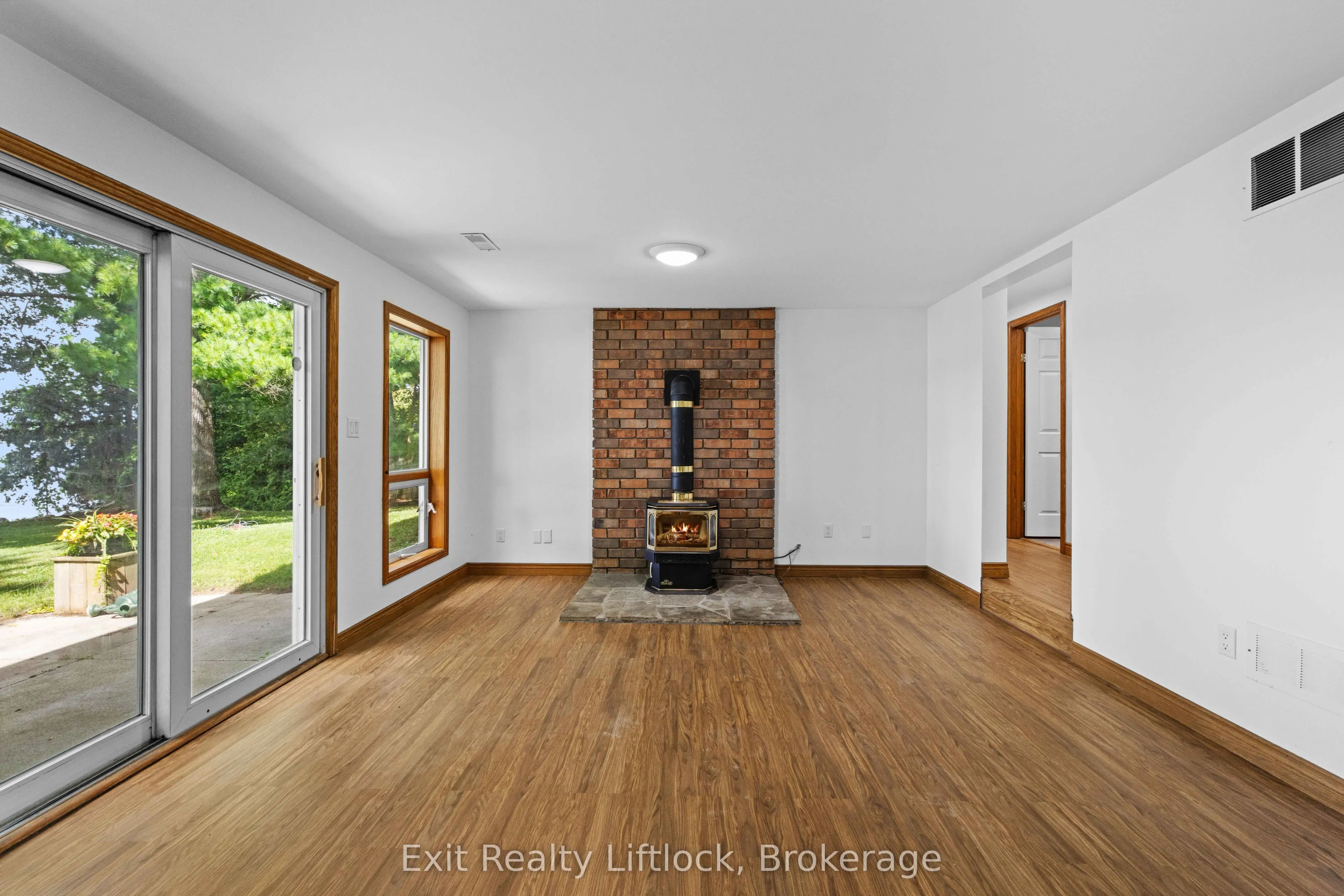 3262 Buckhorn Lane