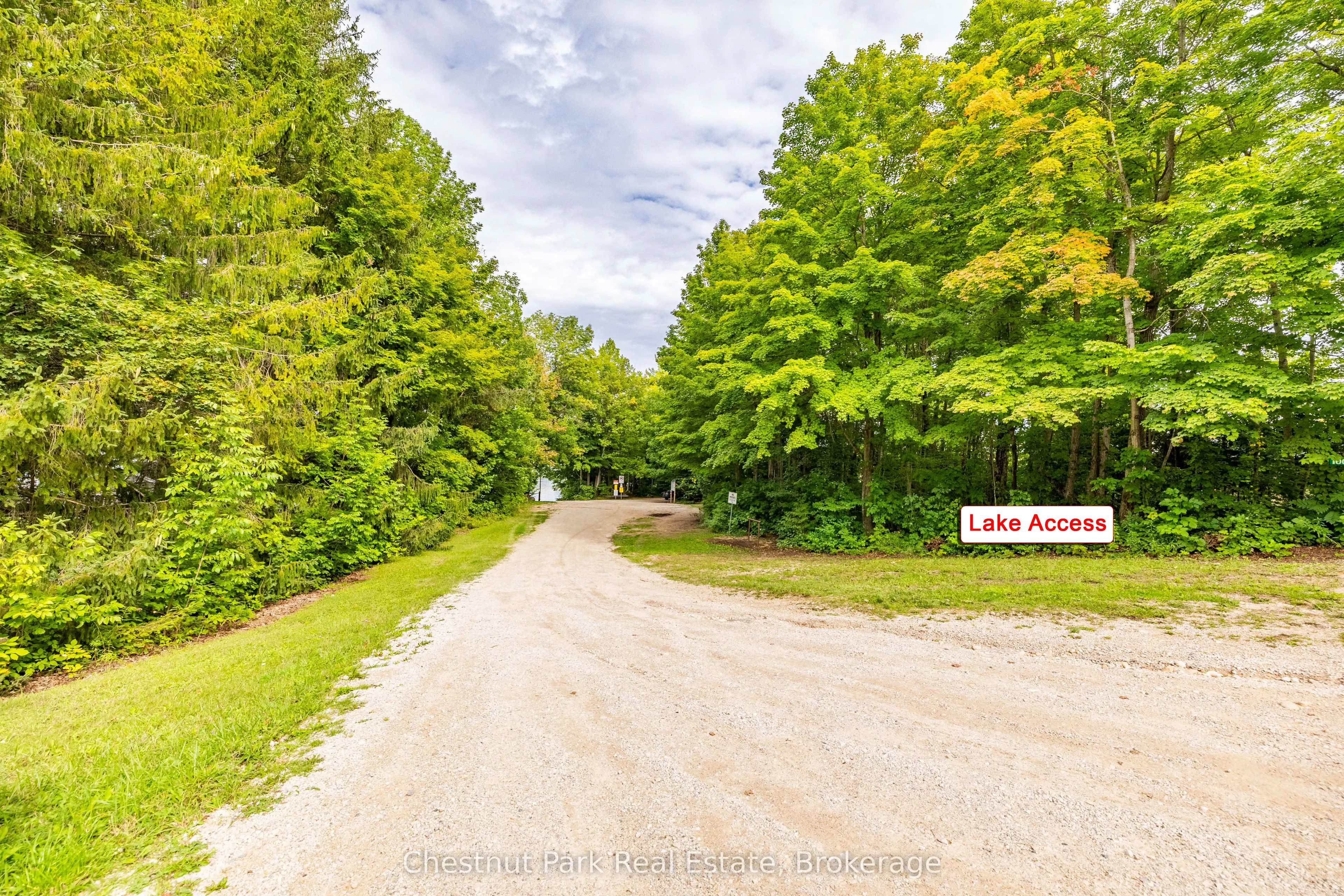 622454 Sideroad 7