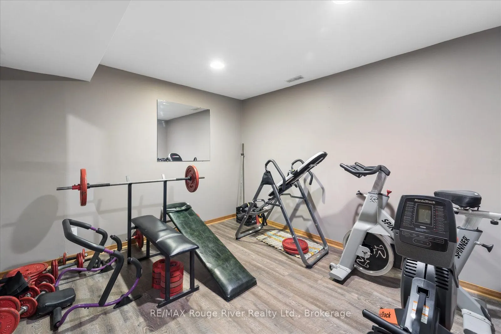 35 Royal Estate Drive