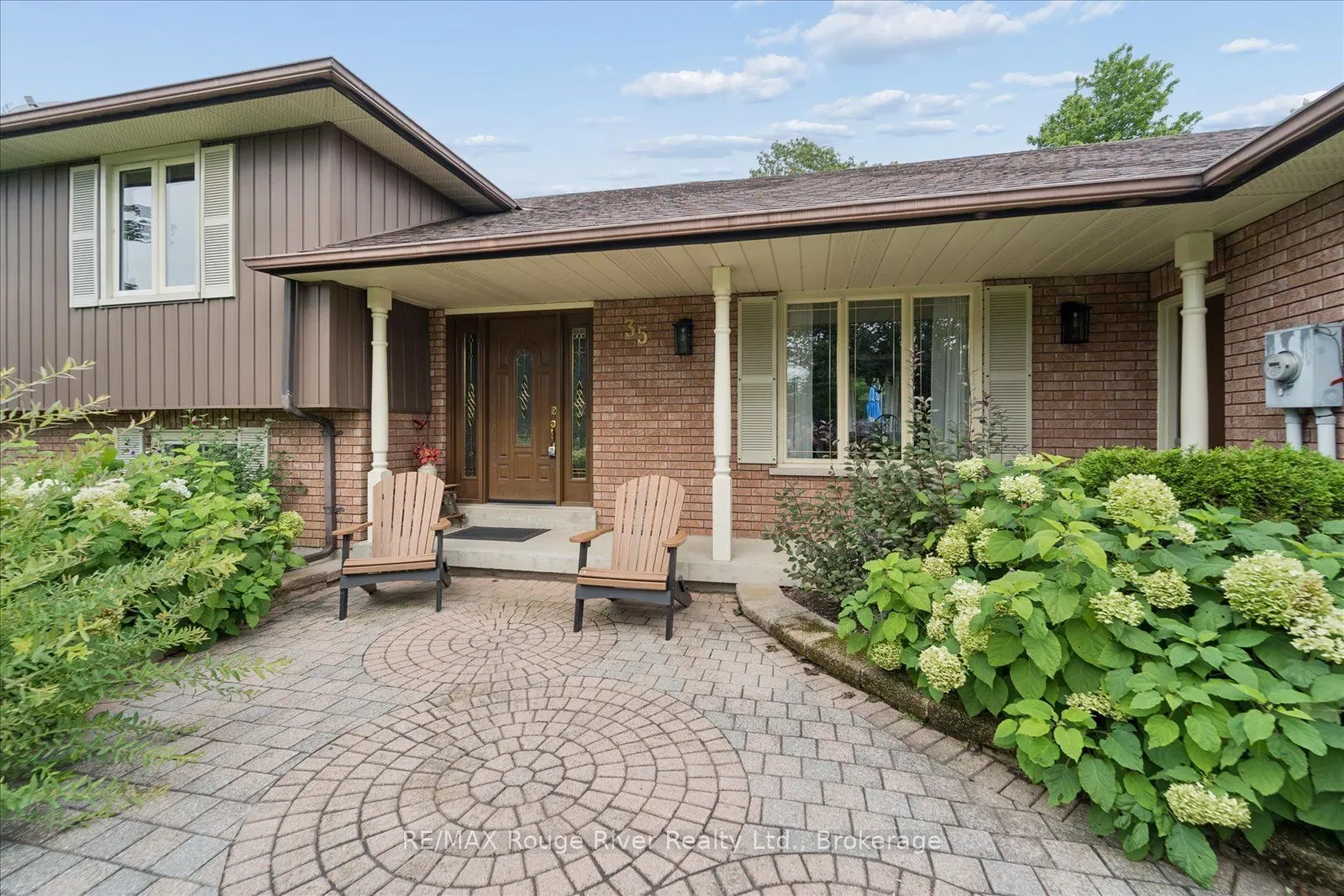 35 Royal Estate Drive