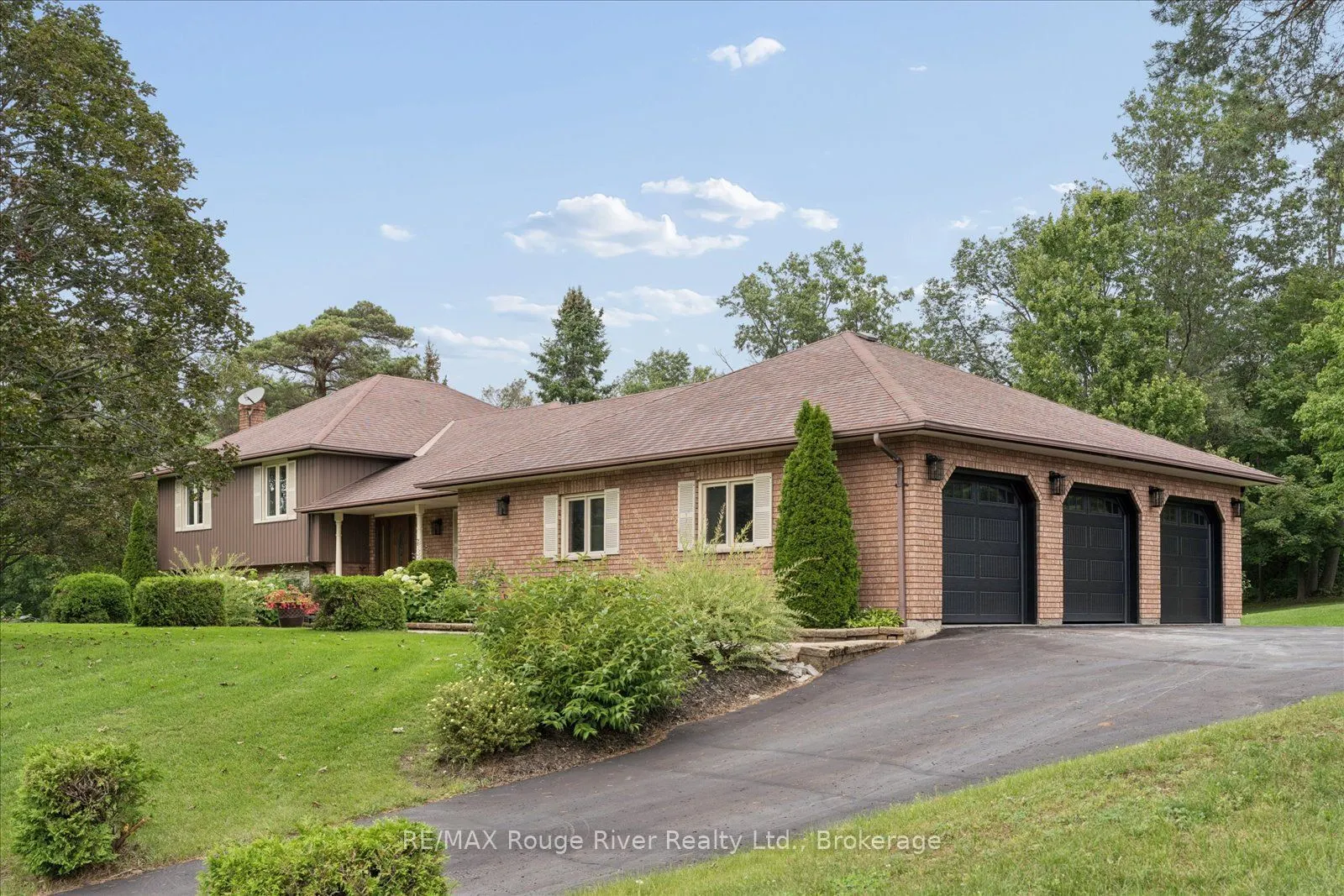 35 Royal Estate Drive