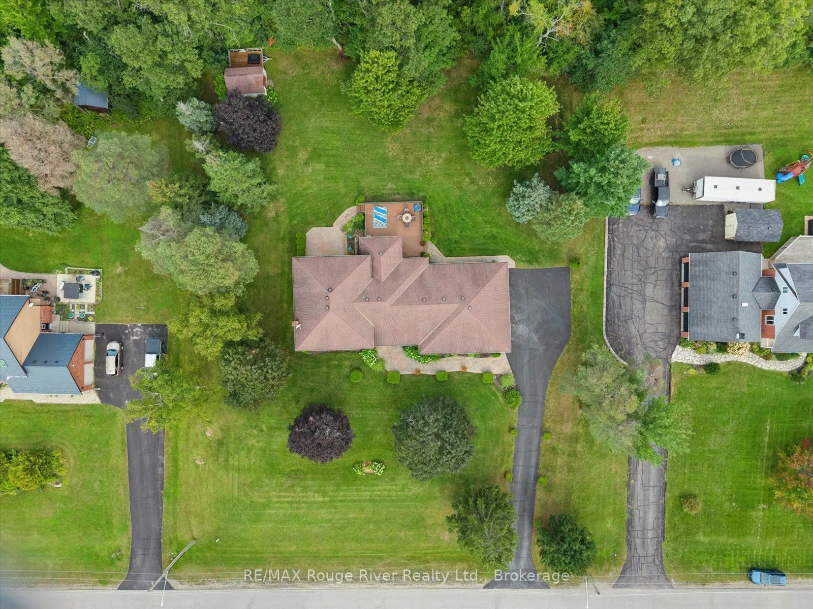 35 Royal Estate Drive