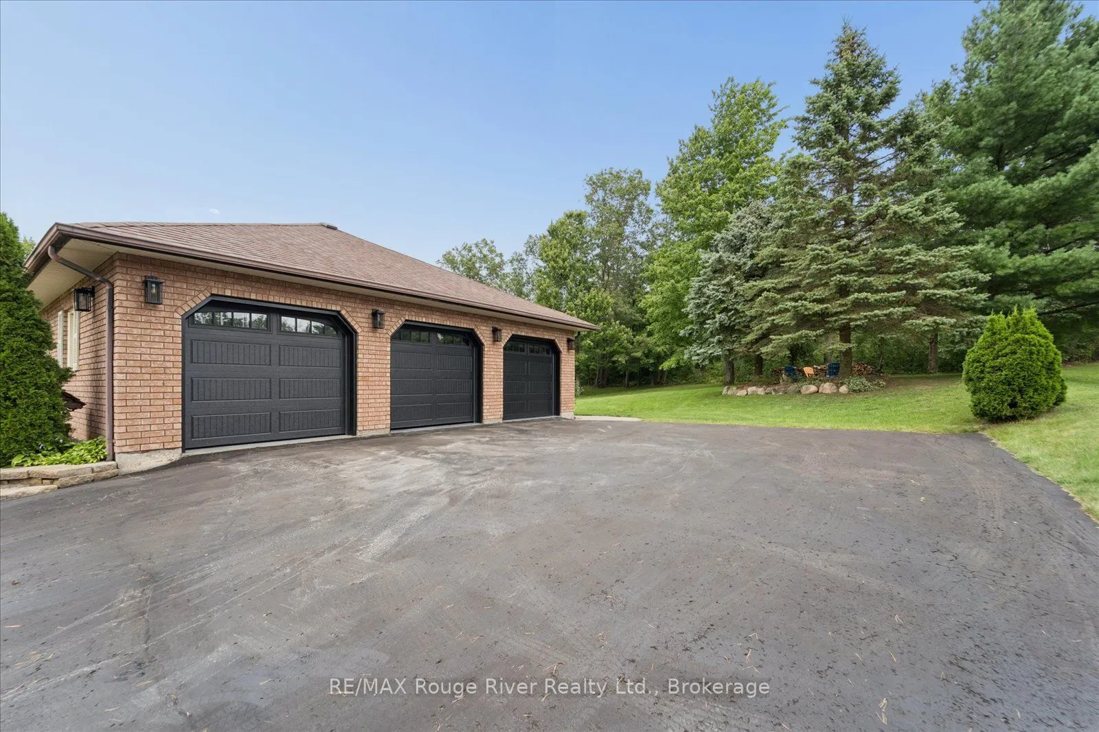 35 Royal Estate Drive