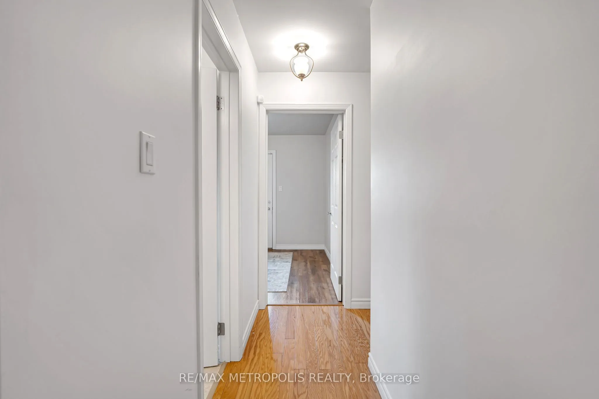 598 Black Oak Crescent
