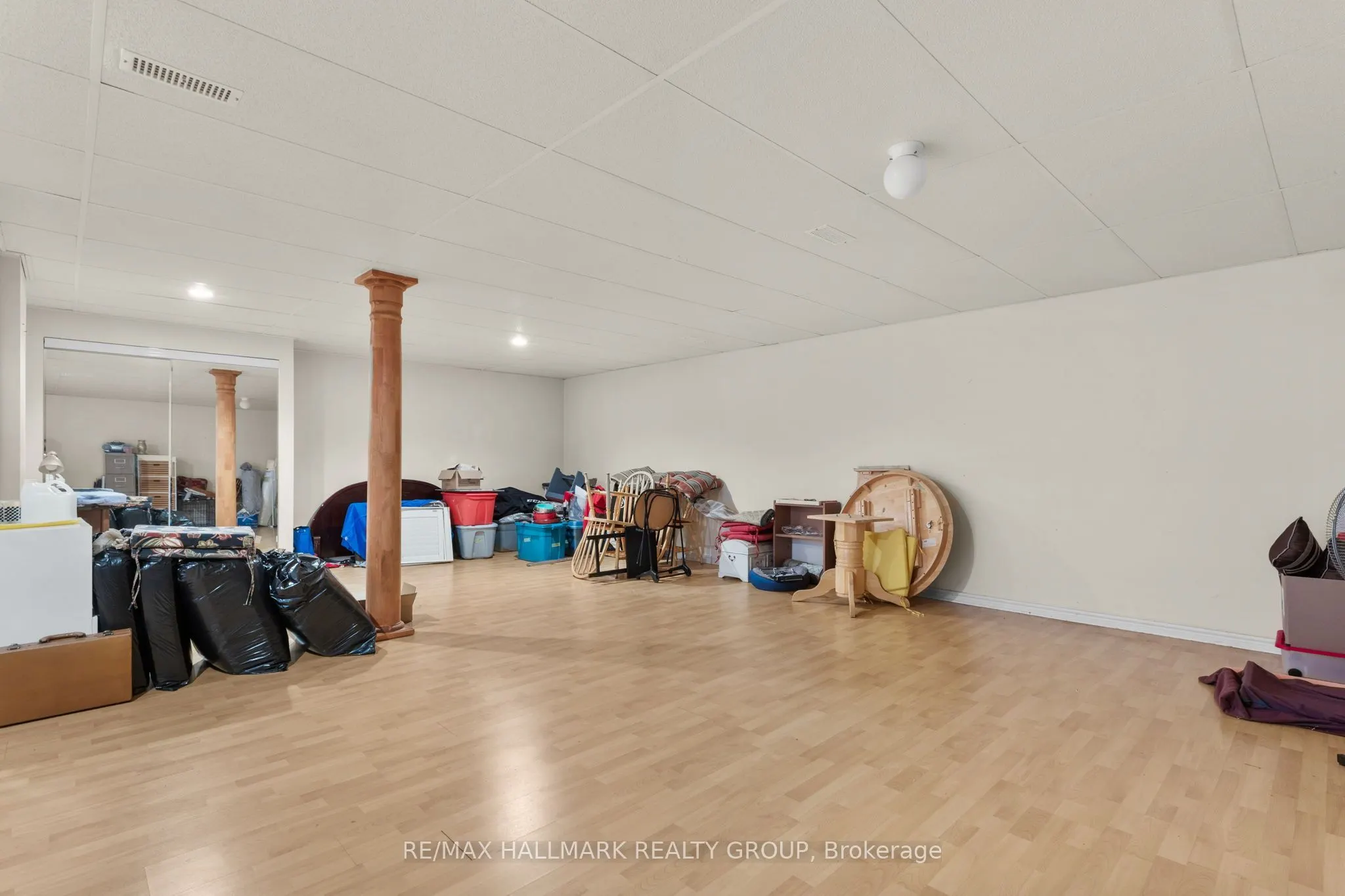 2093 AUBURN RIDGE Drive