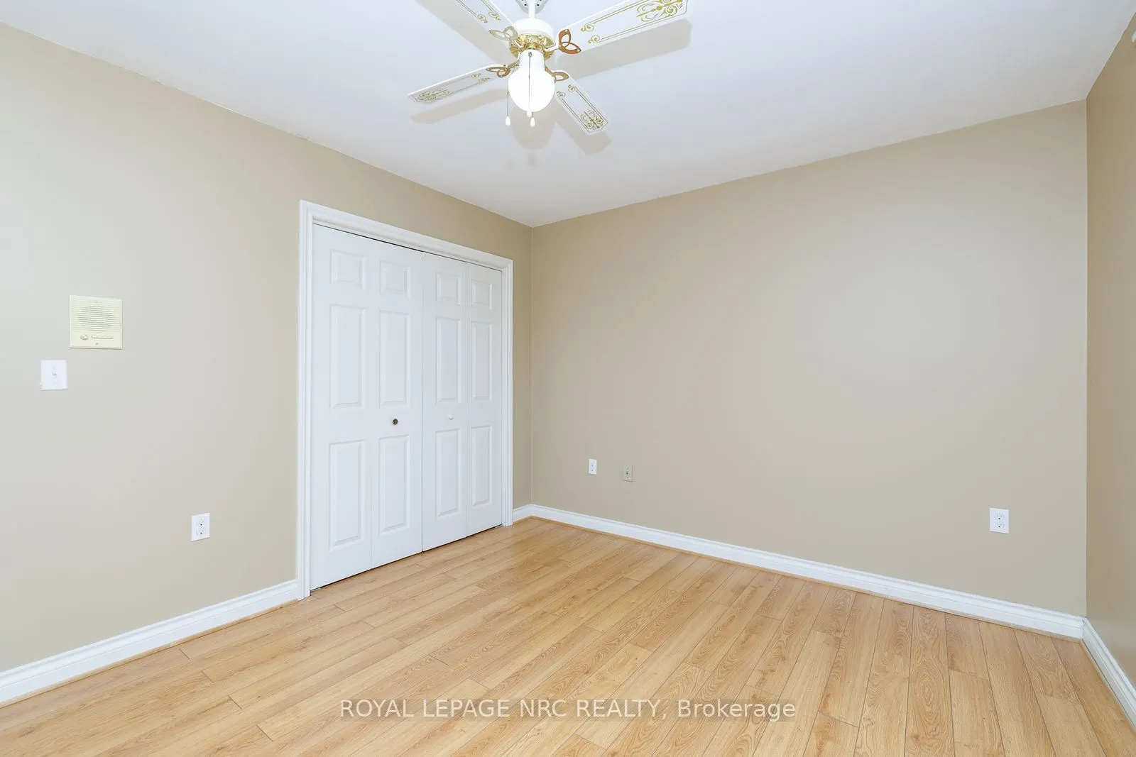 21 Elmvale Crescent