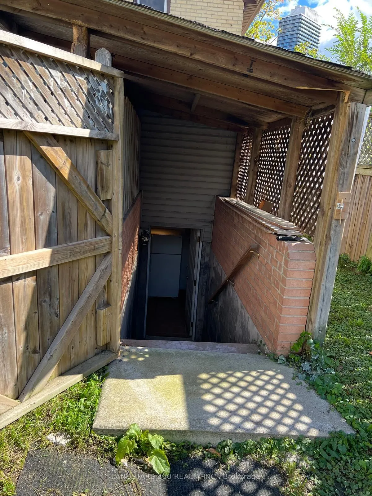72 Breithaupt Street