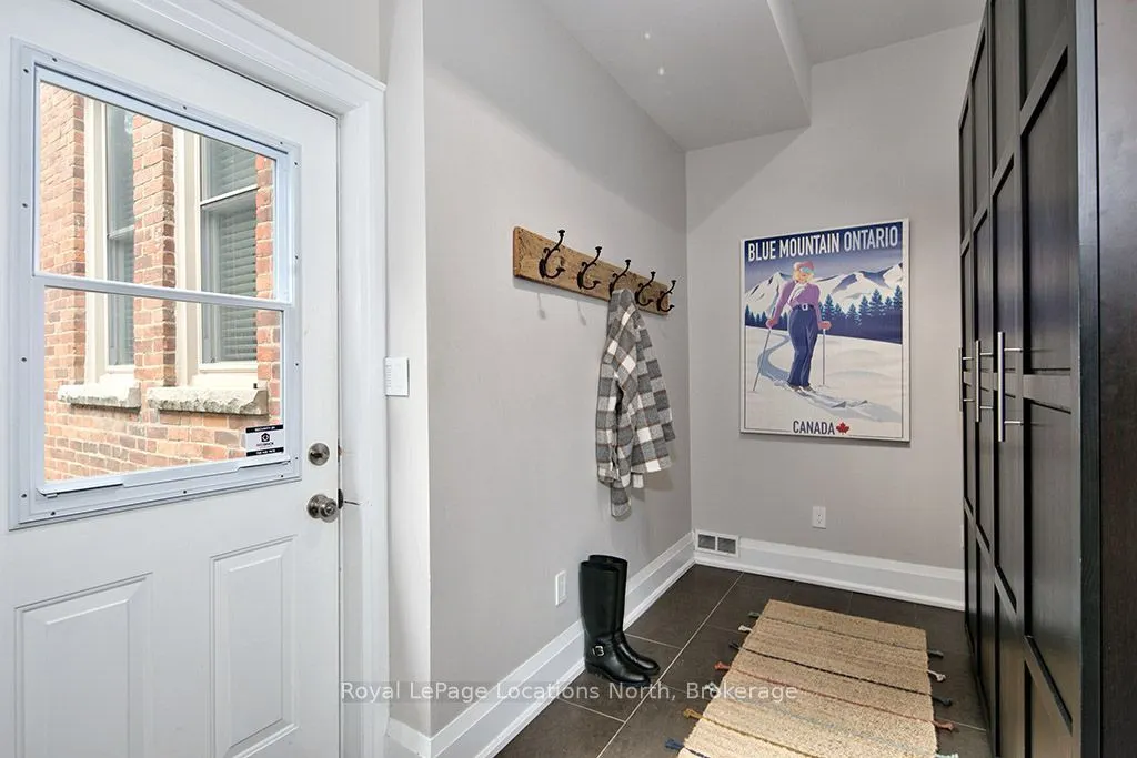 97 Bruce Street S