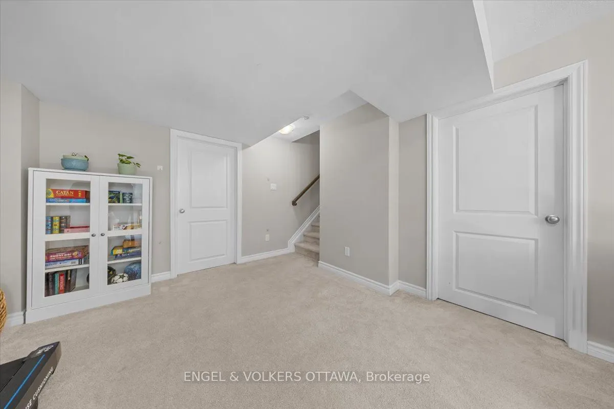 508 Hyssop Street