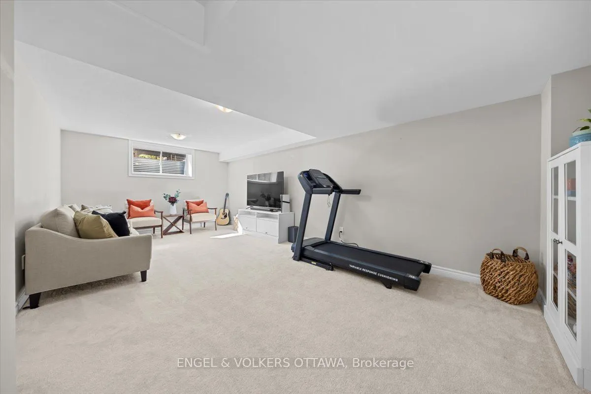 508 Hyssop Street