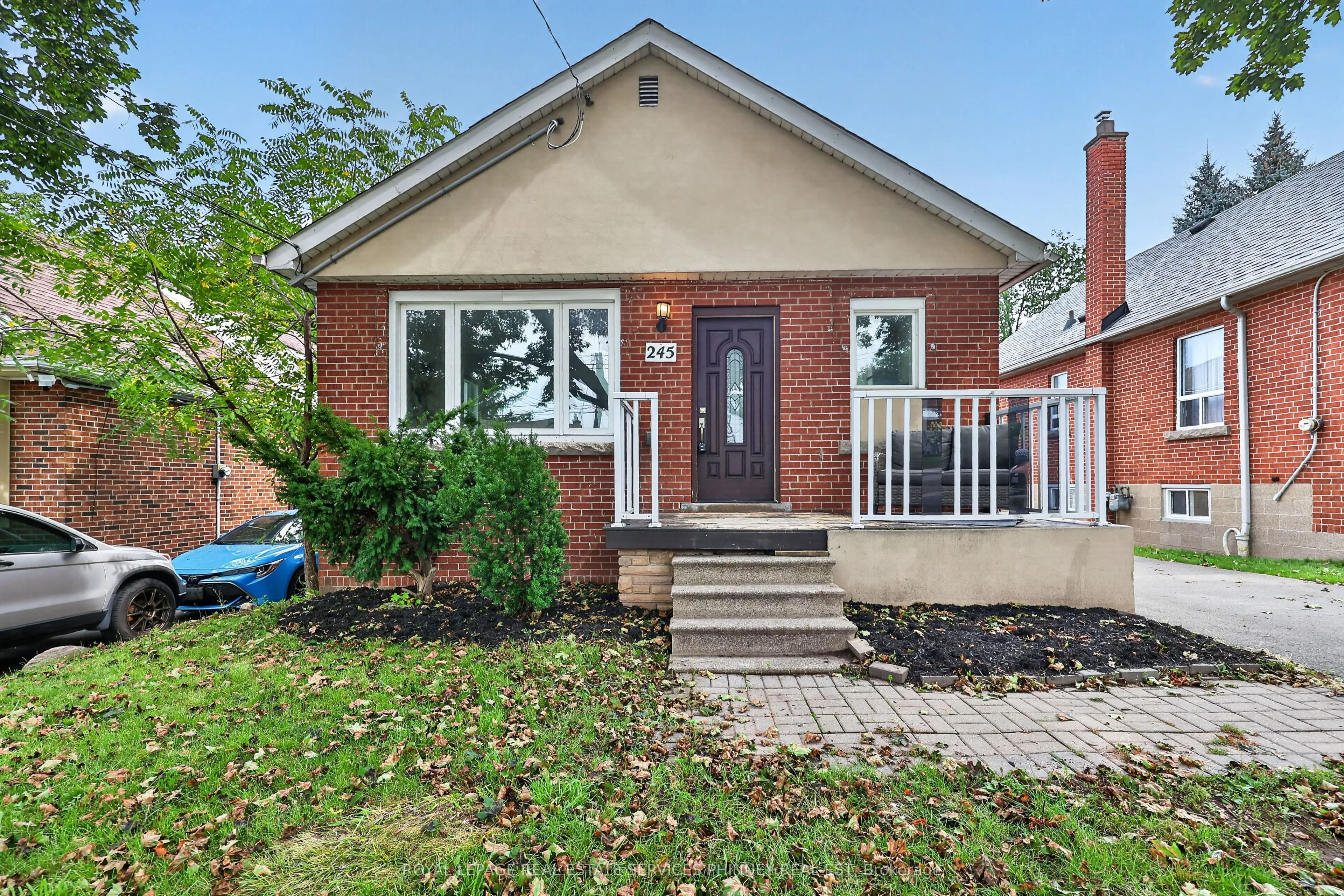 245 Glenholme Avenue