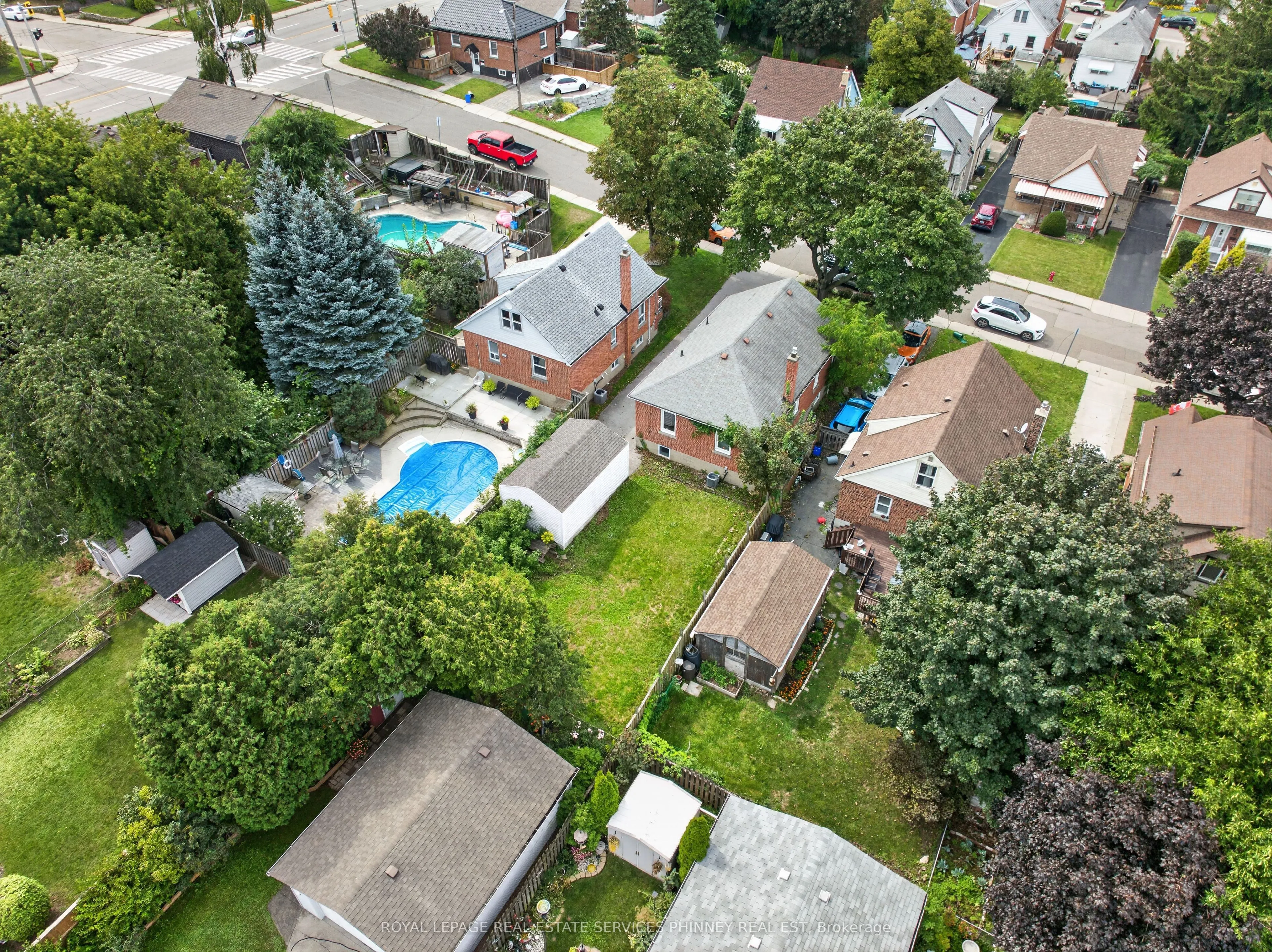 245 Glenholme Avenue