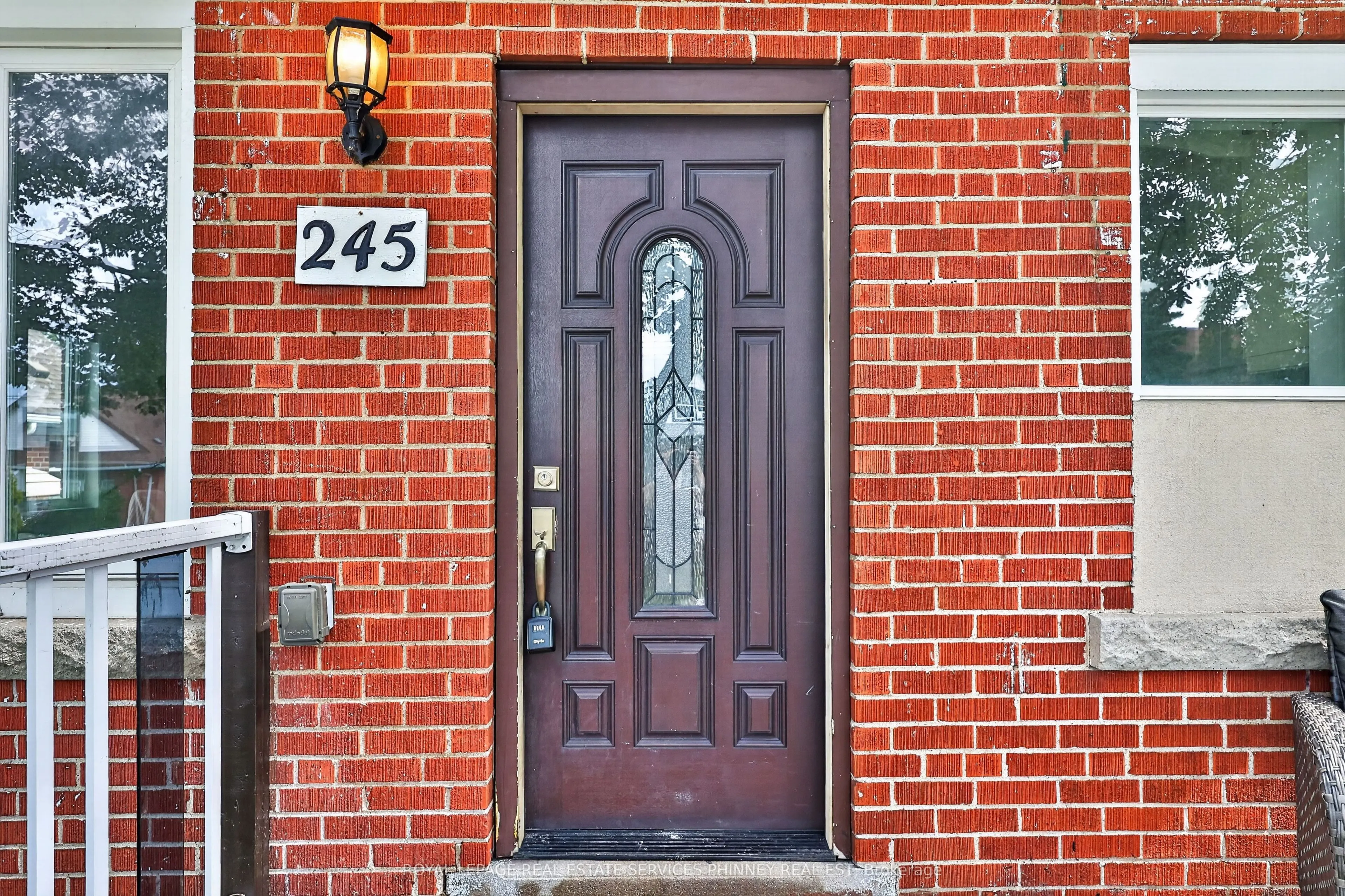 245 Glenholme Avenue