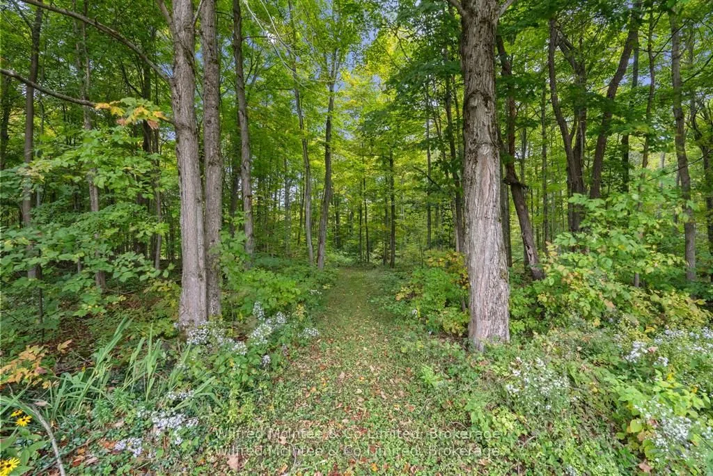 442289 Concession 21