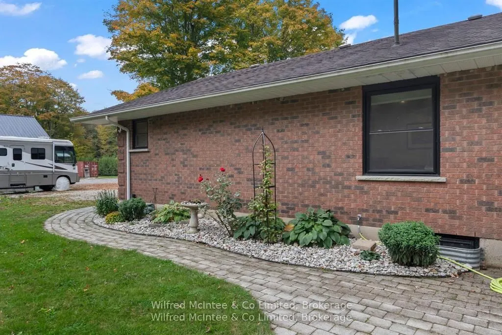 442289 Concession 21