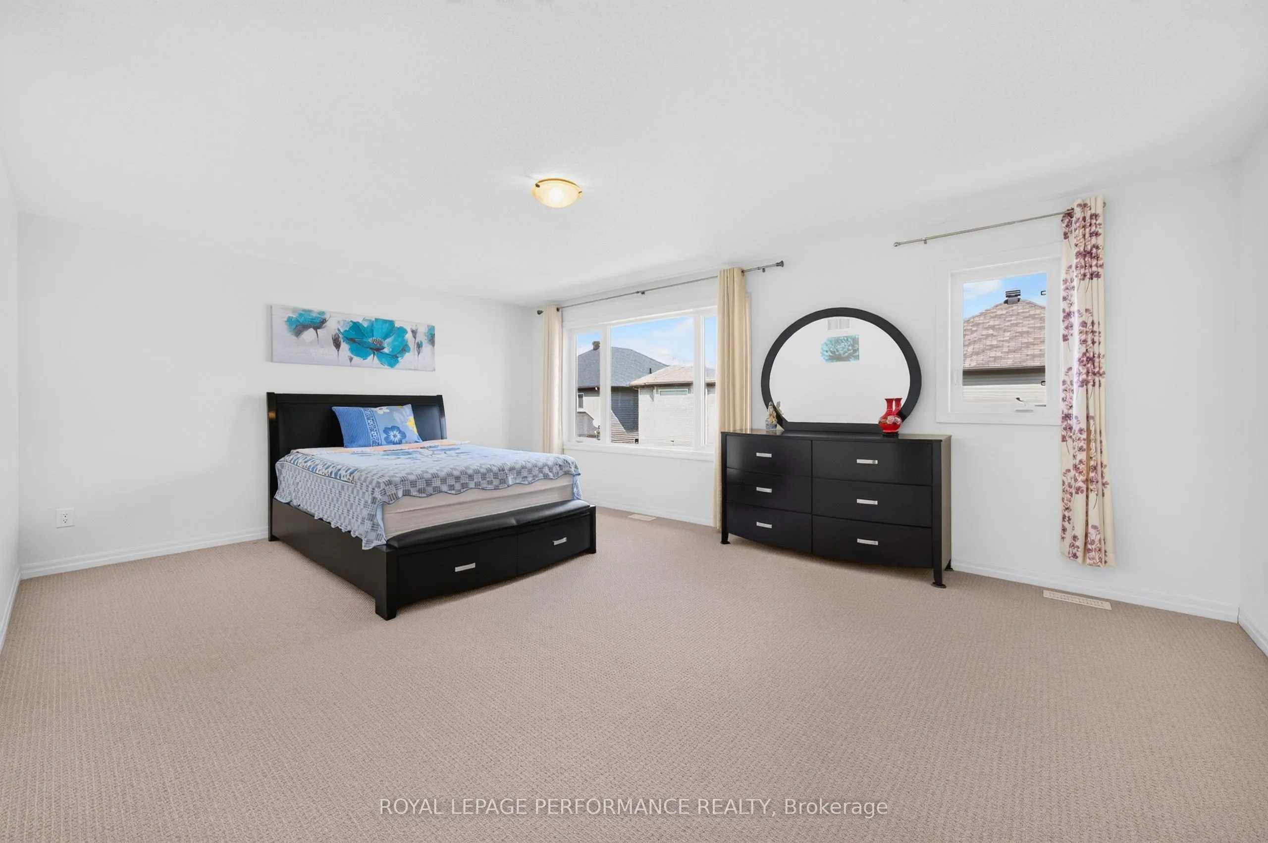 207 Dave Smith Crescent