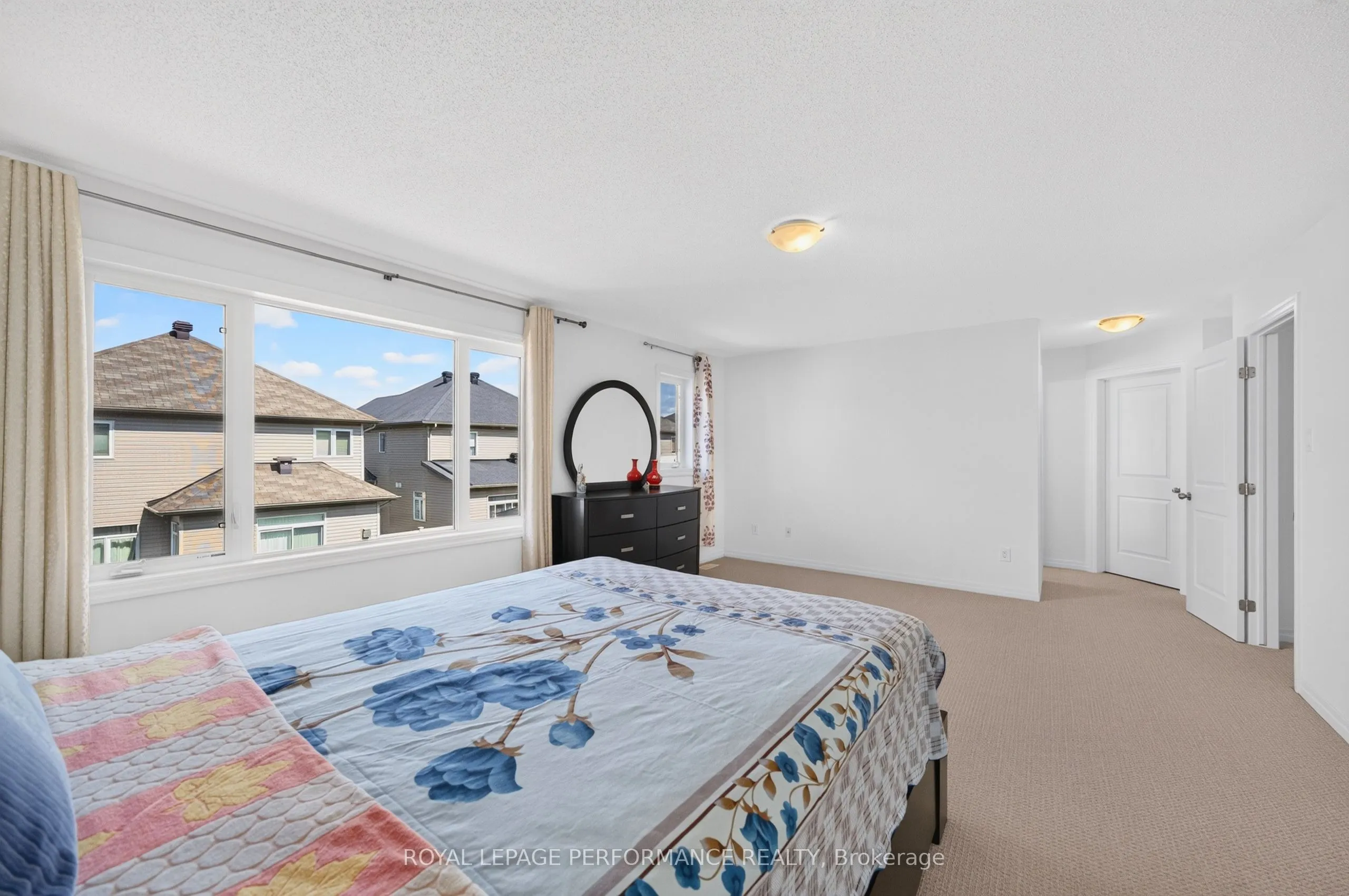 207 Dave Smith Crescent