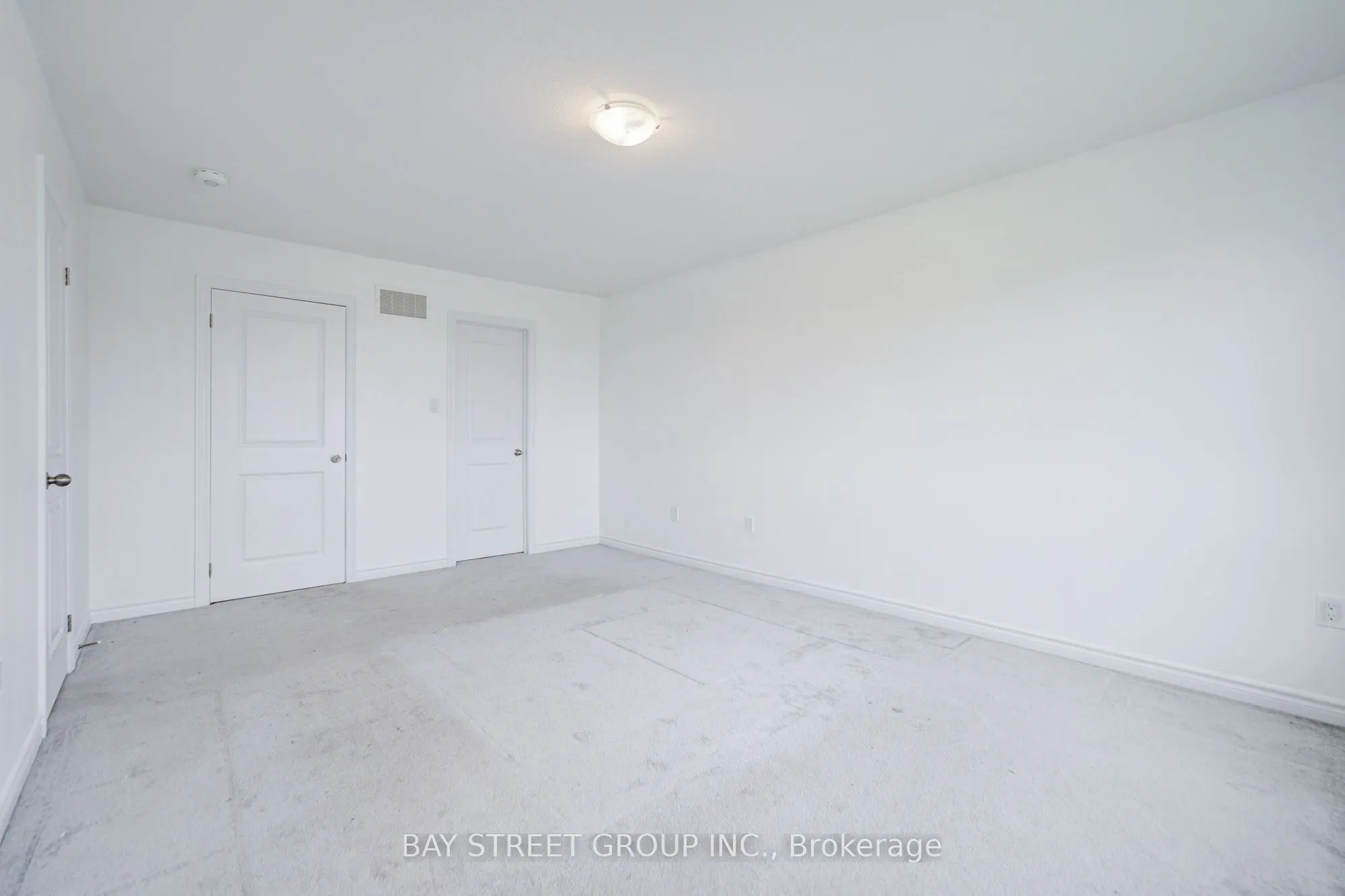 10 Elsegood Drive