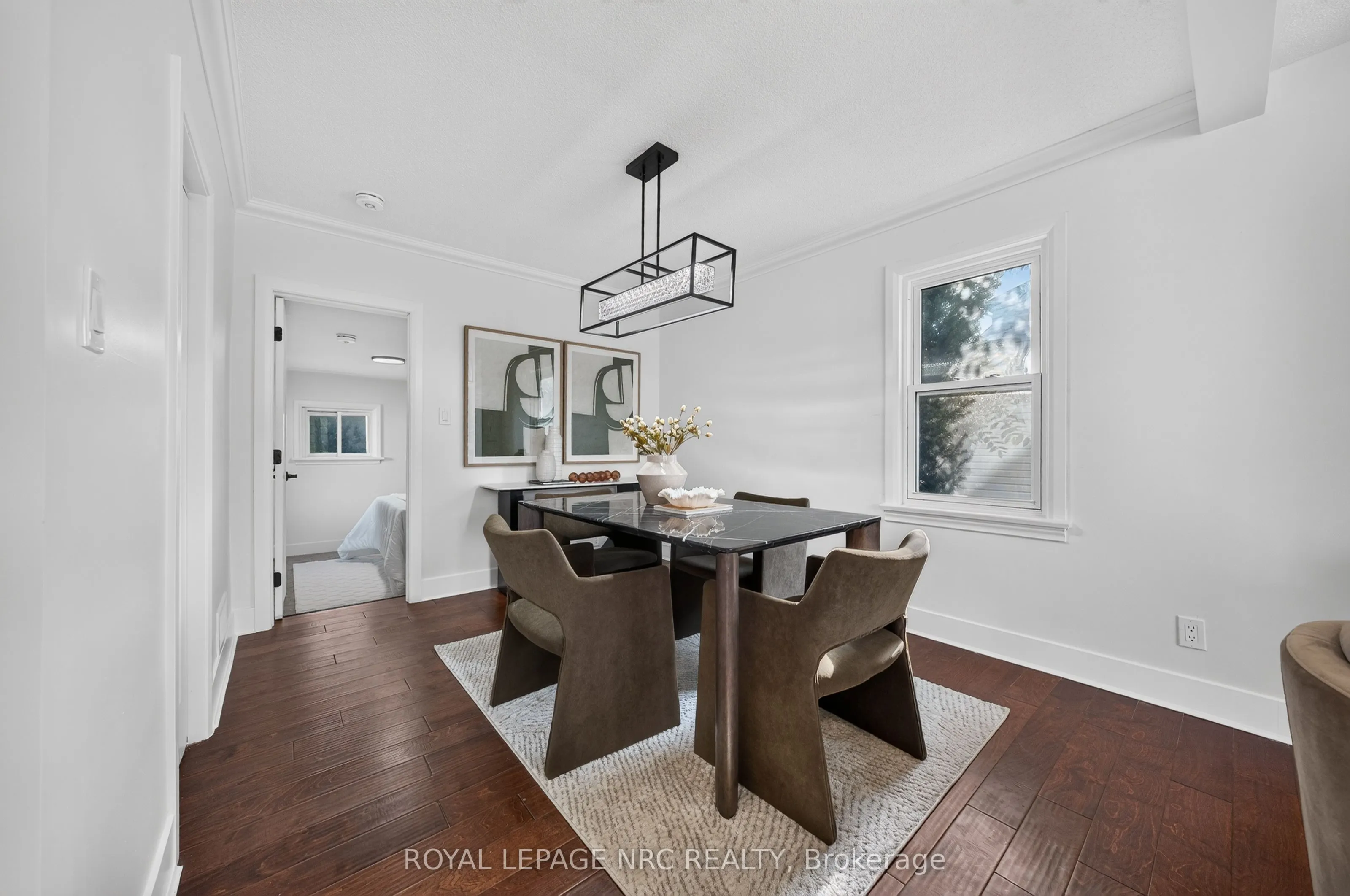 12 Admiral Road