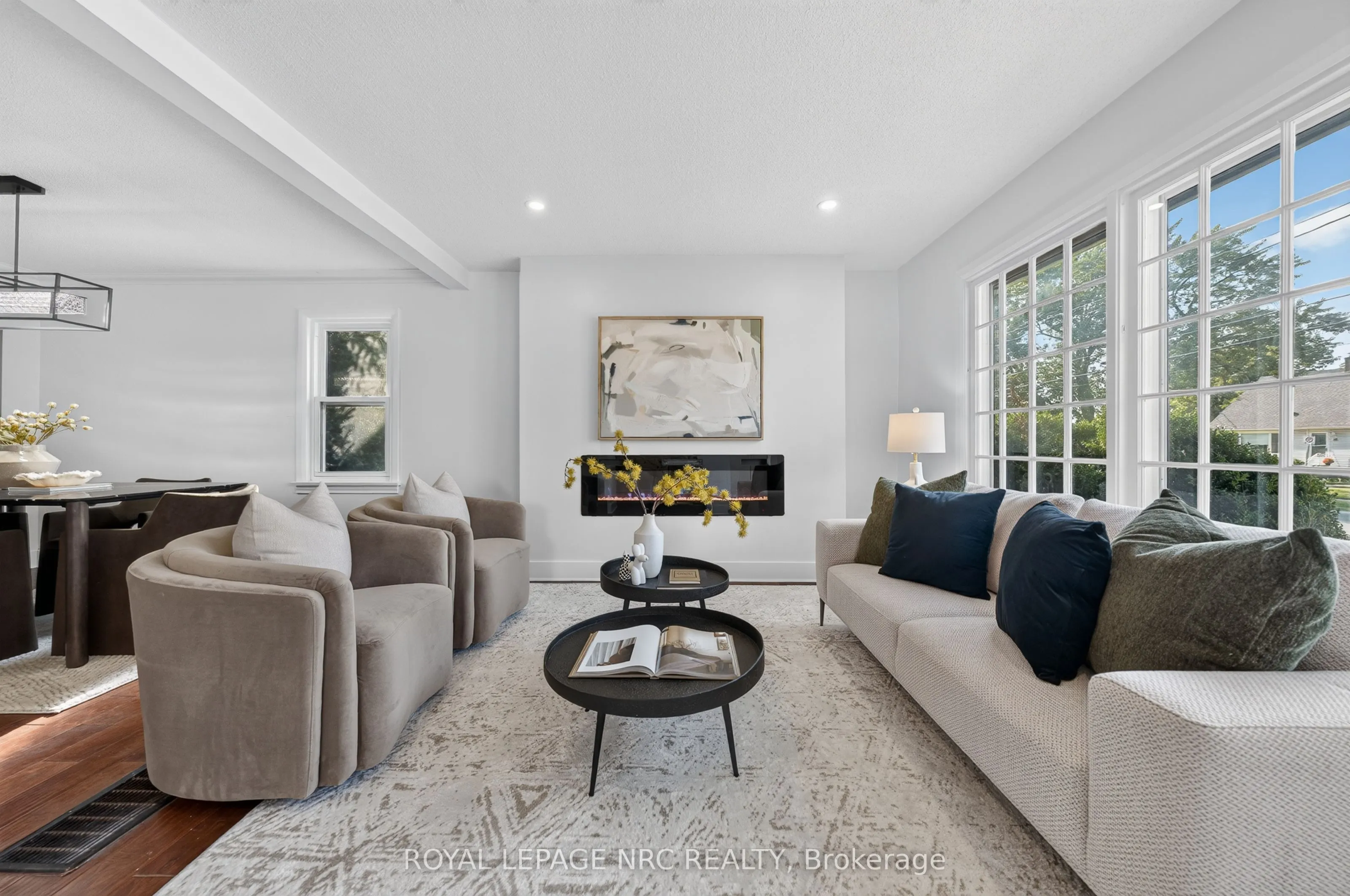 12 Admiral Road