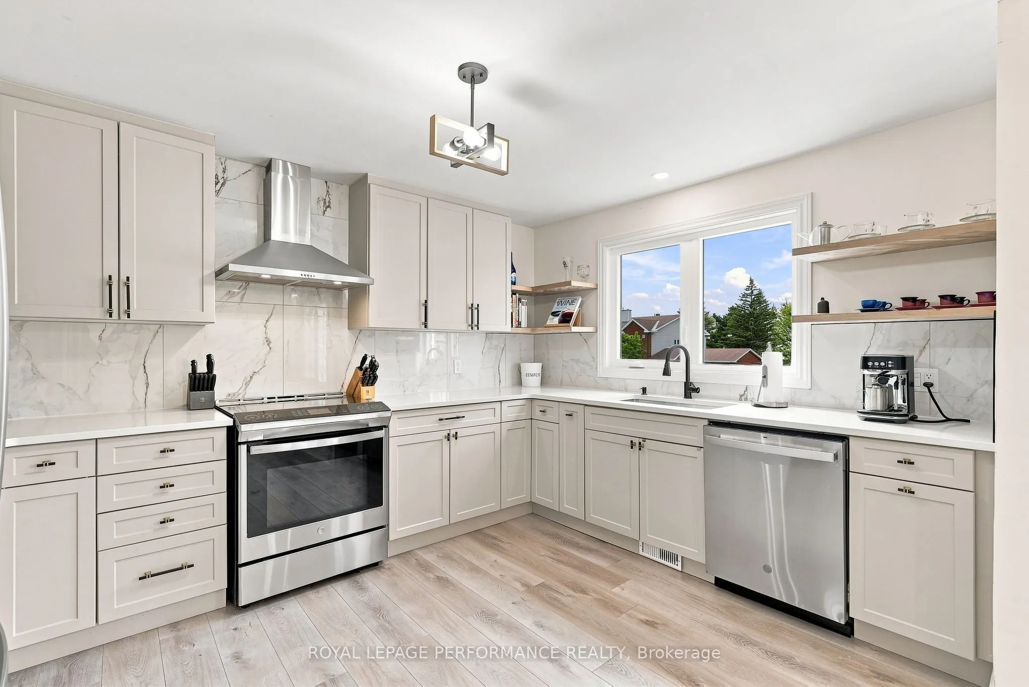 1992 Summerfields Crescent #30