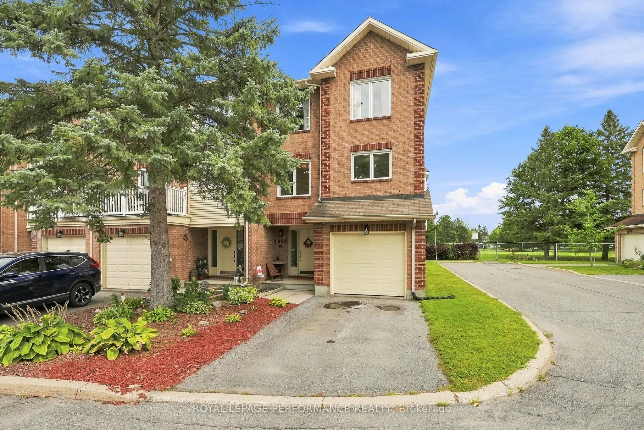 1992 Summerfields Crescent #30