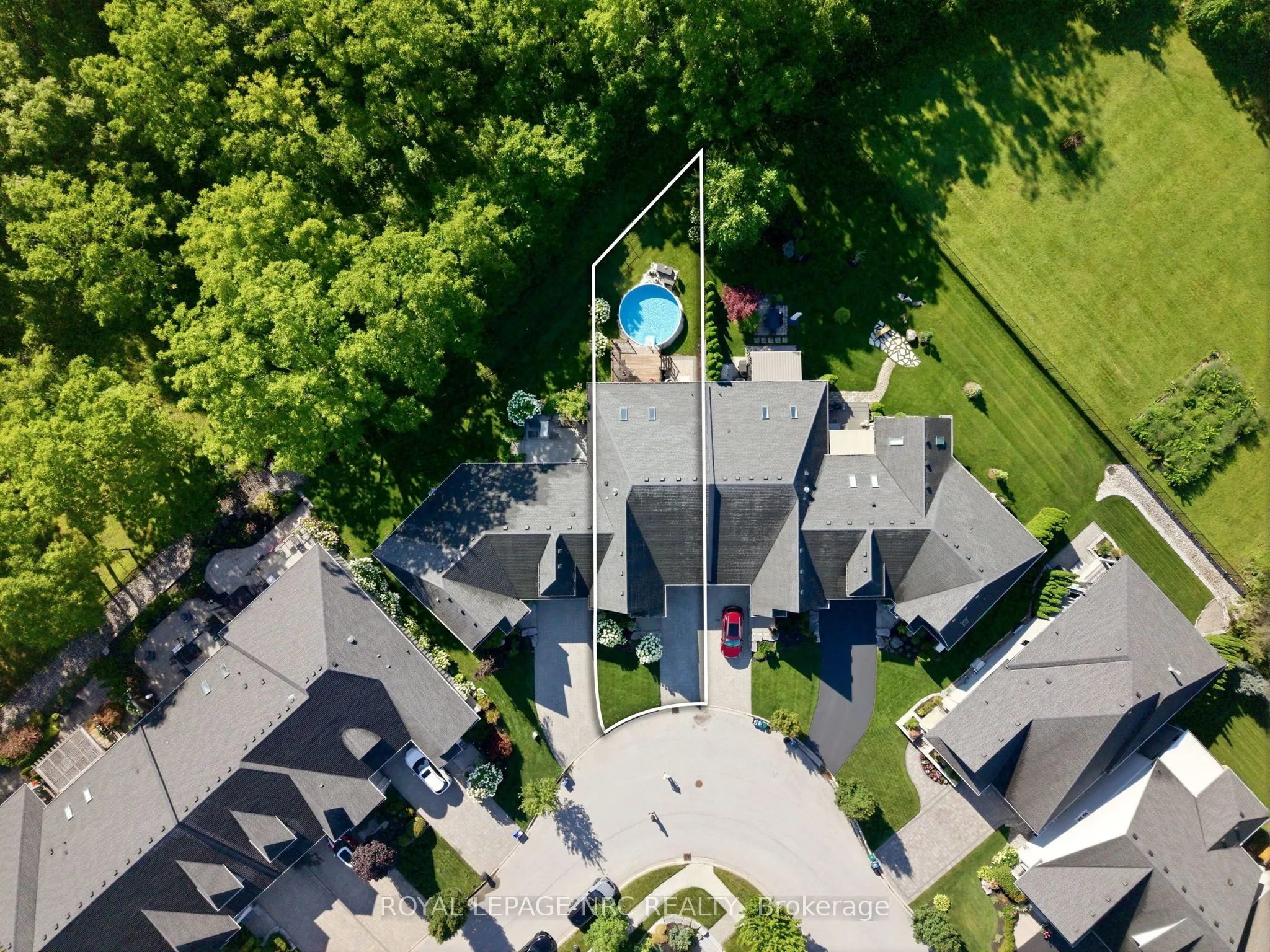 19 Stoneridge Crescent