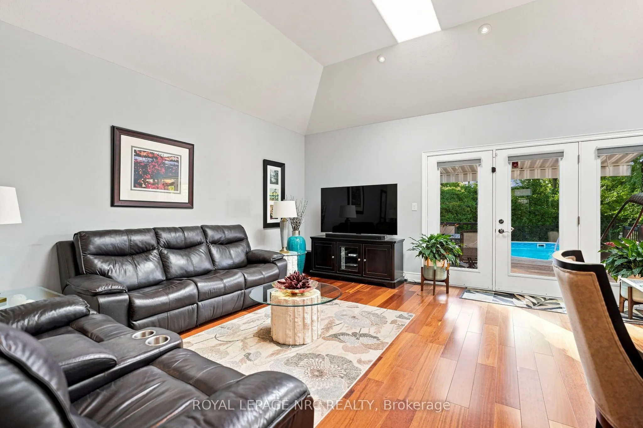 19 Stoneridge Crescent
