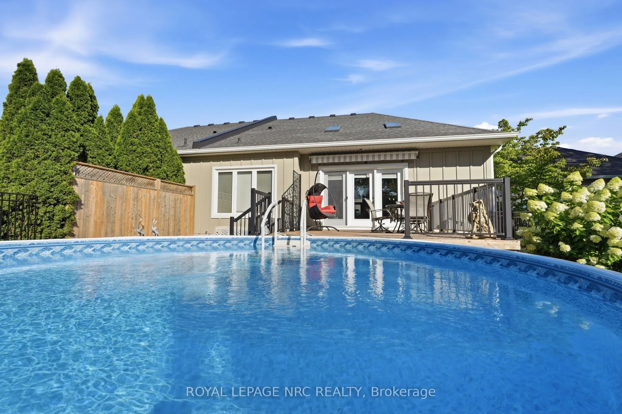 19 Stoneridge Crescent
