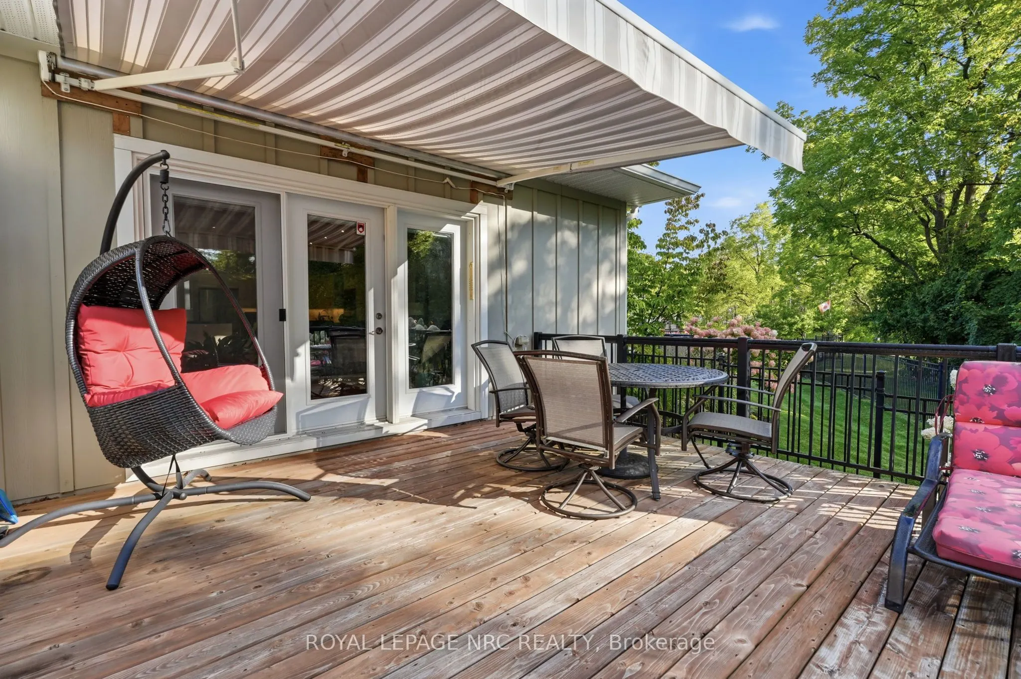 19 Stoneridge Crescent