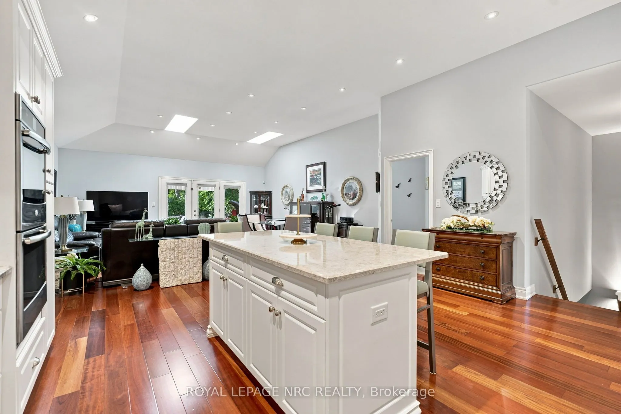 19 Stoneridge Crescent