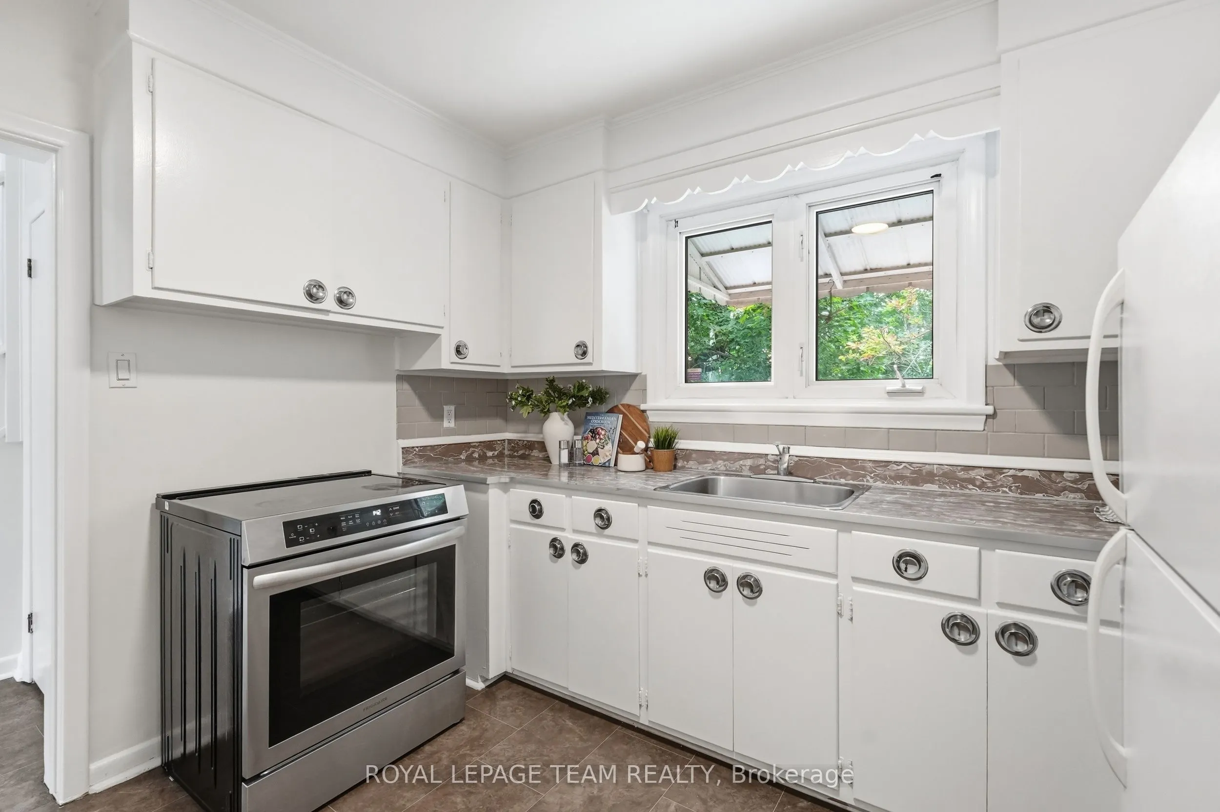 1088 Checkers Road