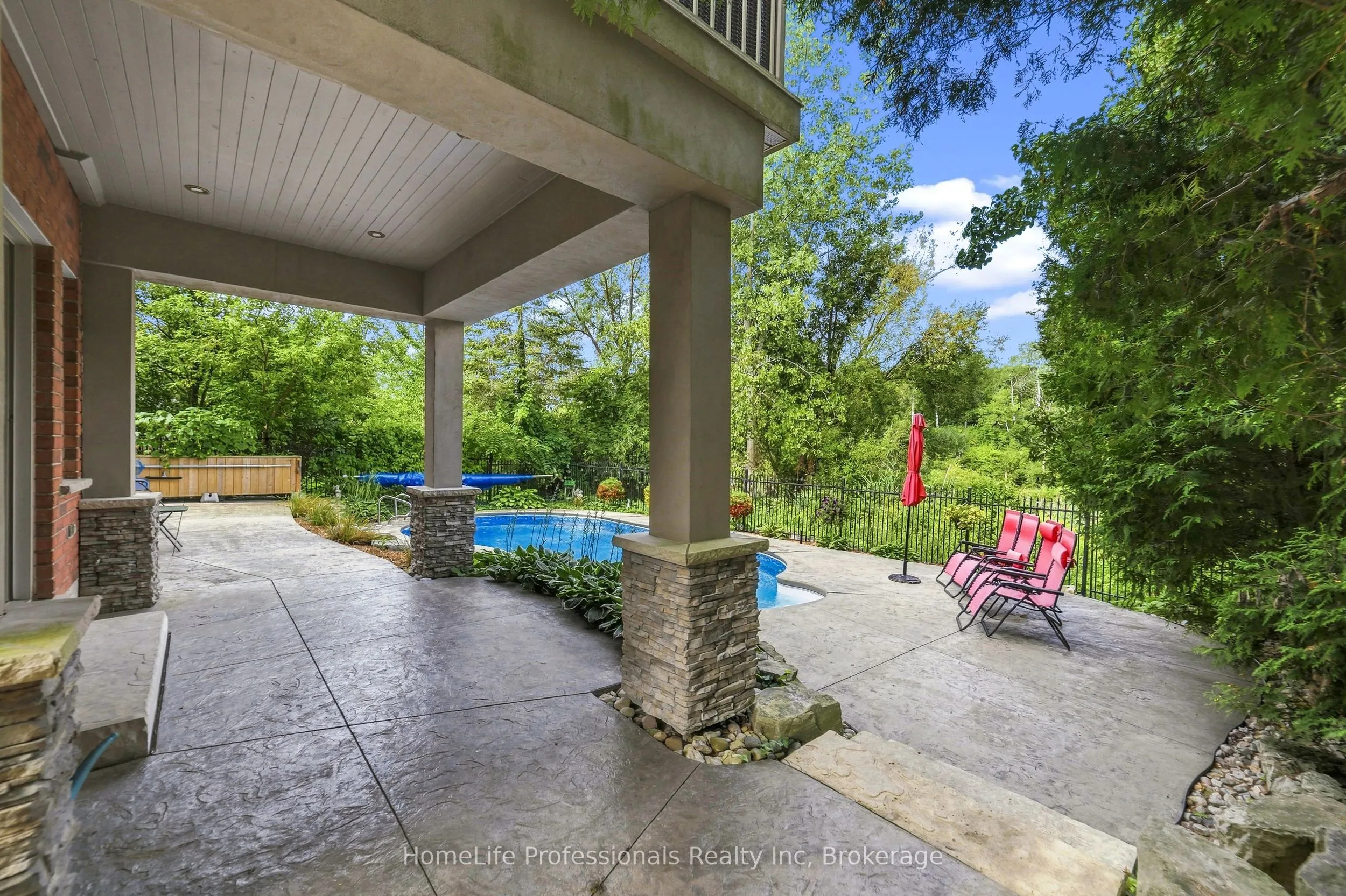 123 Tollgate Drive