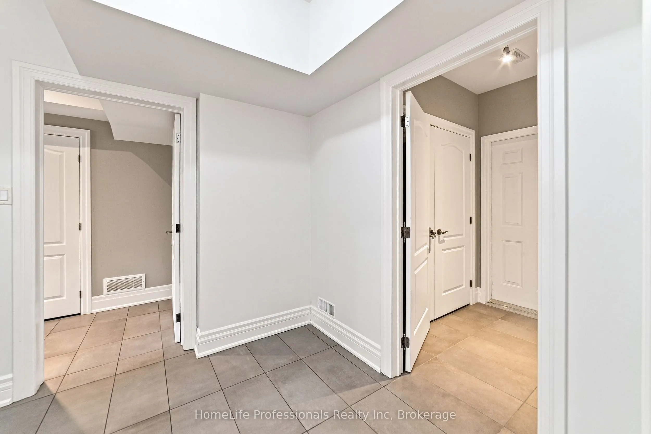 123 Tollgate Drive