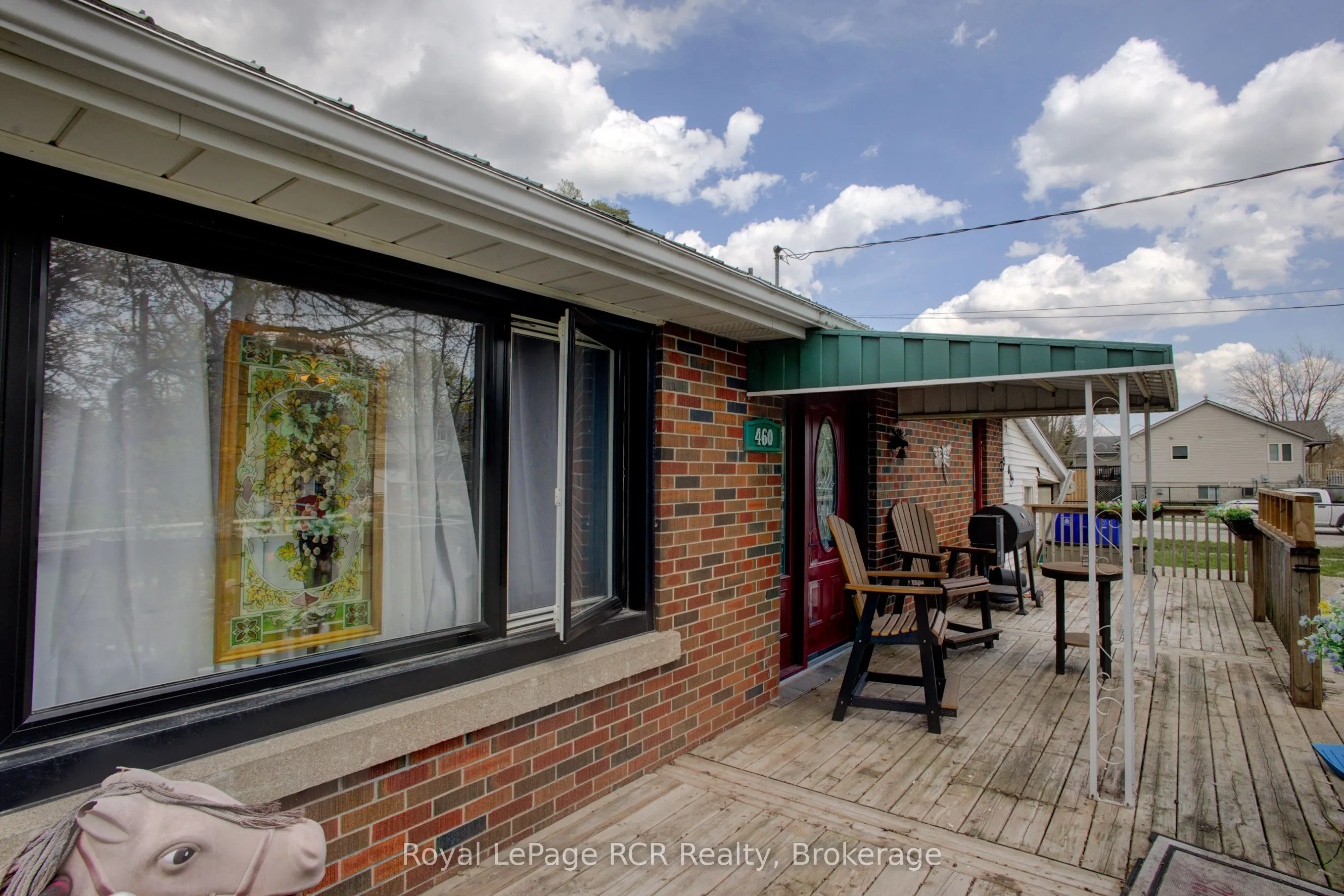 460 Domville Street