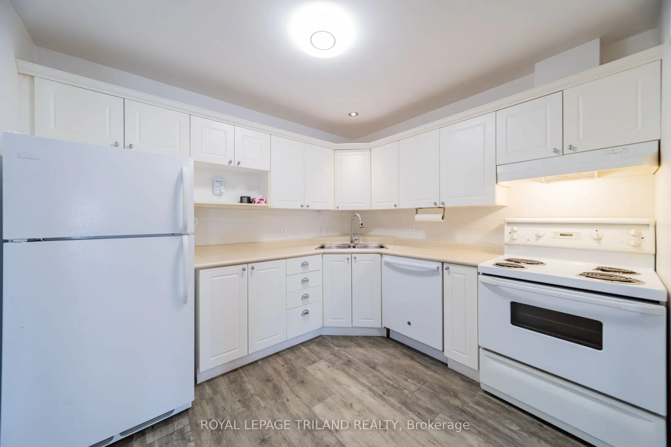 8 OAK Street #5
