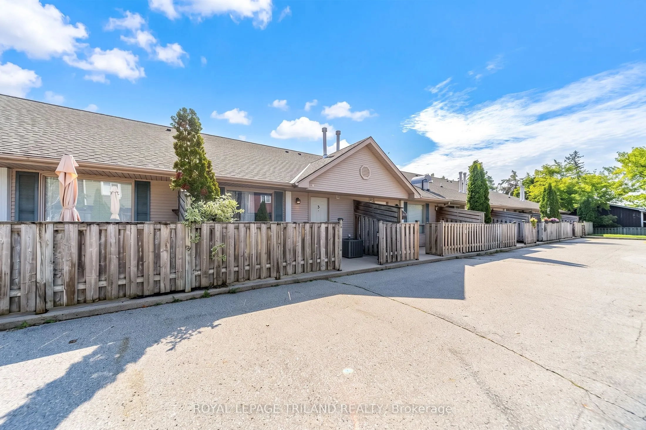 8 OAK Street #5