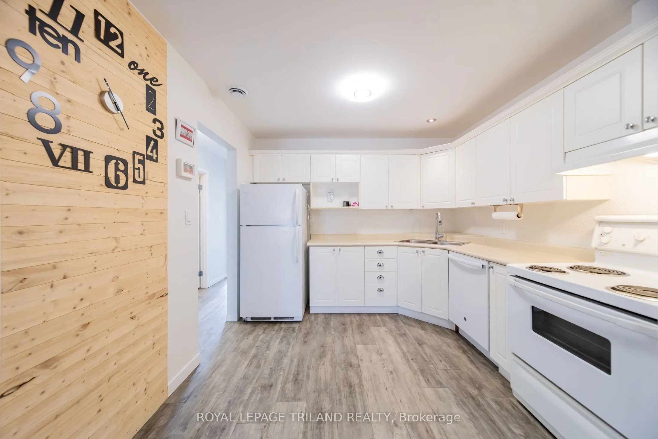 8 OAK Street #5